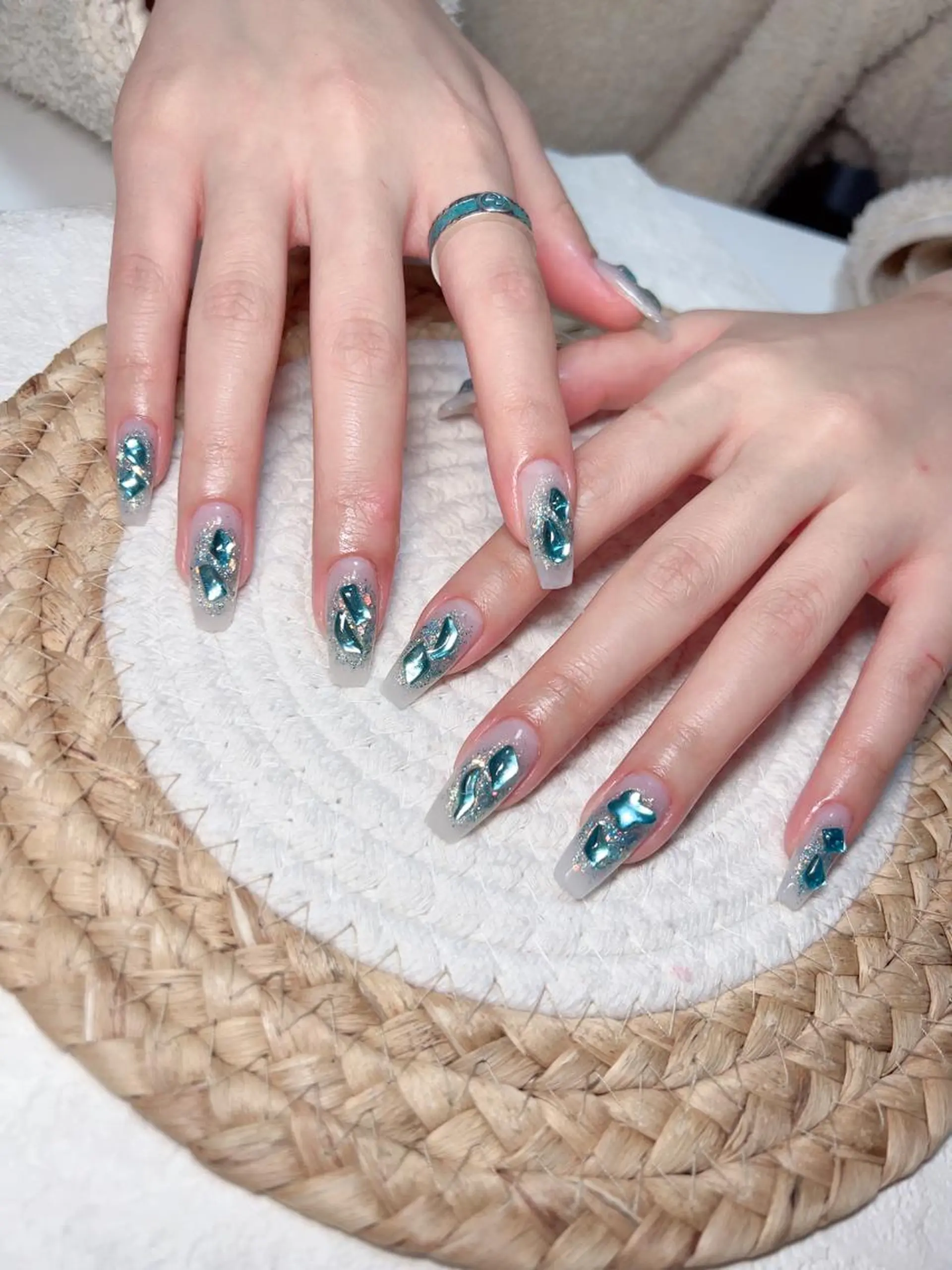 ネイル ハンドネイル M🌷nail 長さだし専門店のネイルデザイン