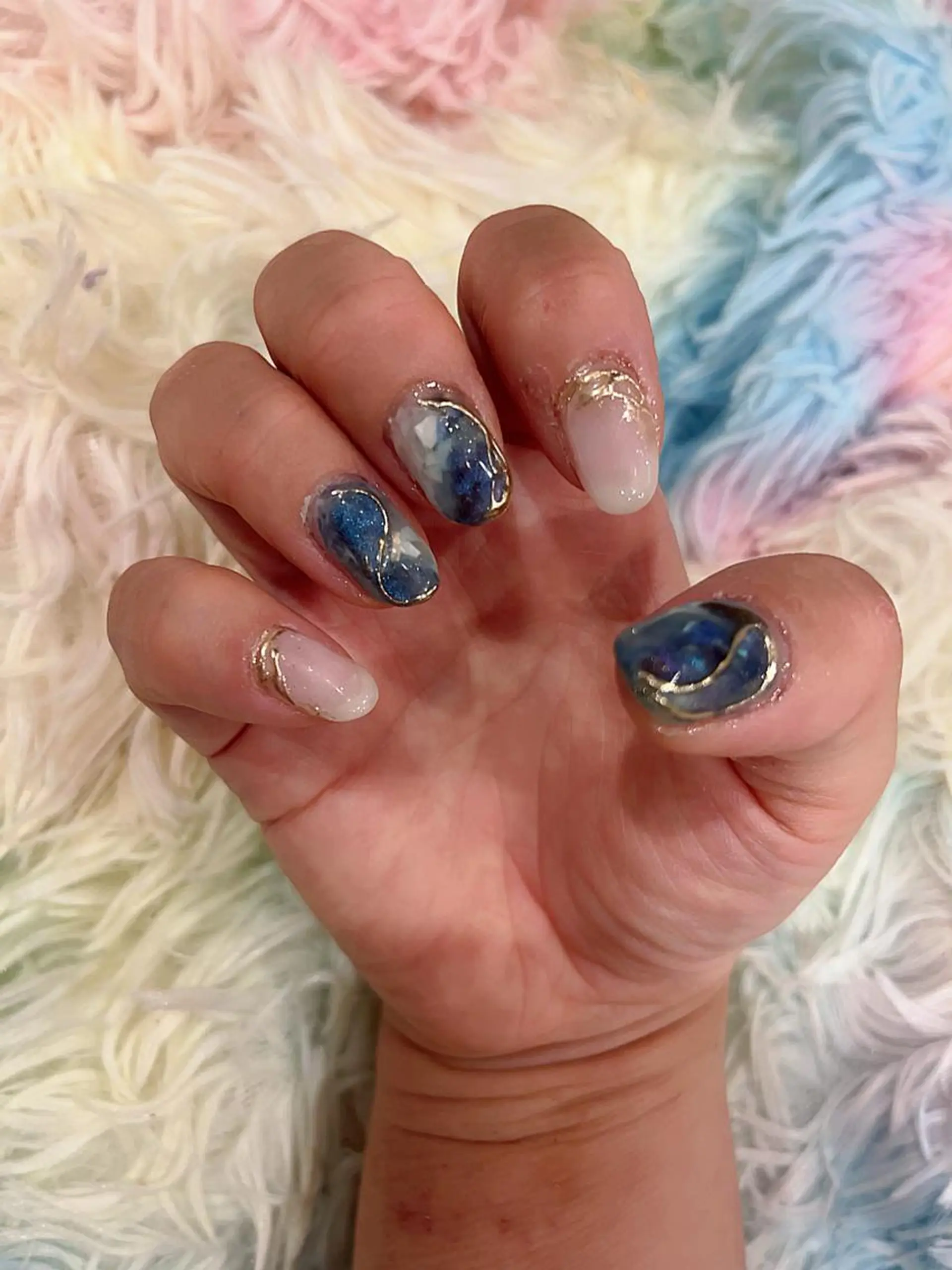 ネイル ニュアンスネイル あおやぎ ゆきこのネイルデザイン