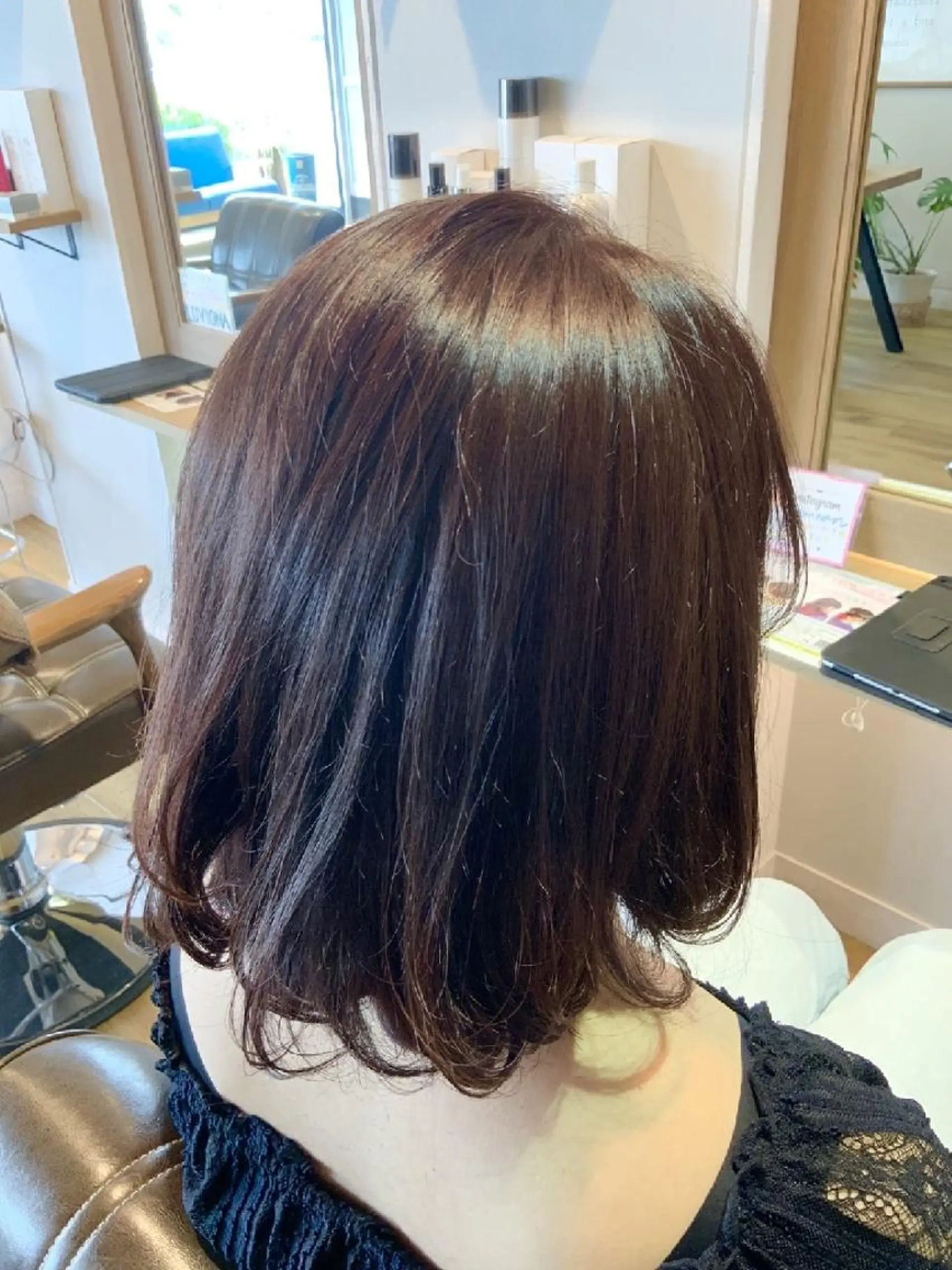 カラー バイオレットカラー 堀 望美のヘアスタイル