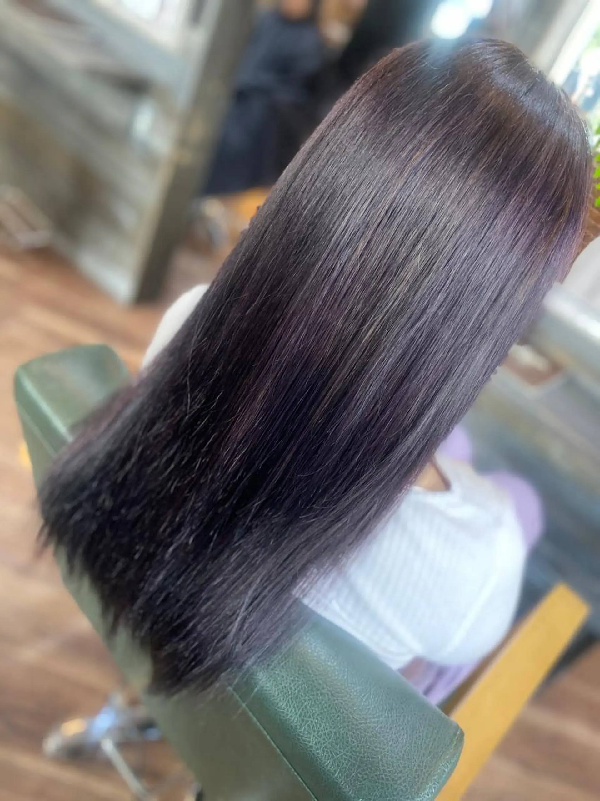 ロング カラー アッシュ ラベンダーカラー トリートメント ハイライト/インナー /ブリーチ/レイヤーのヘアスタイル