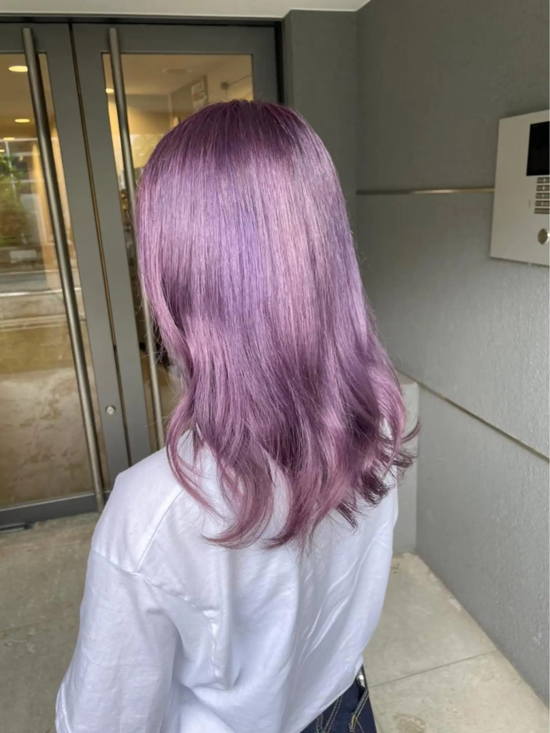 セミロング カラー メンズ🌈パーマ💎 MIYUのヘアスタイル