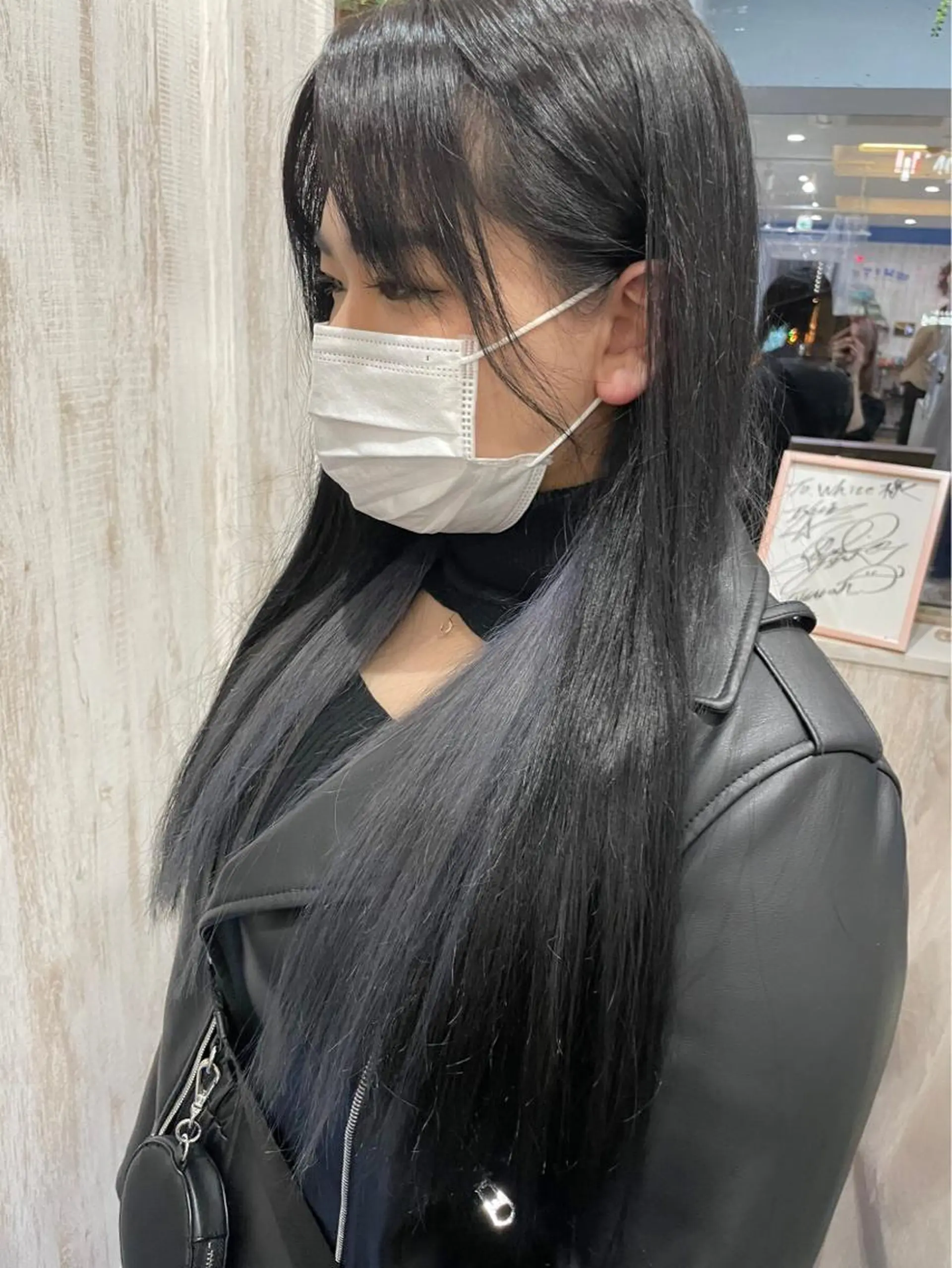 カラー white.梅田 デザインカラー🦄のヘアスタイル