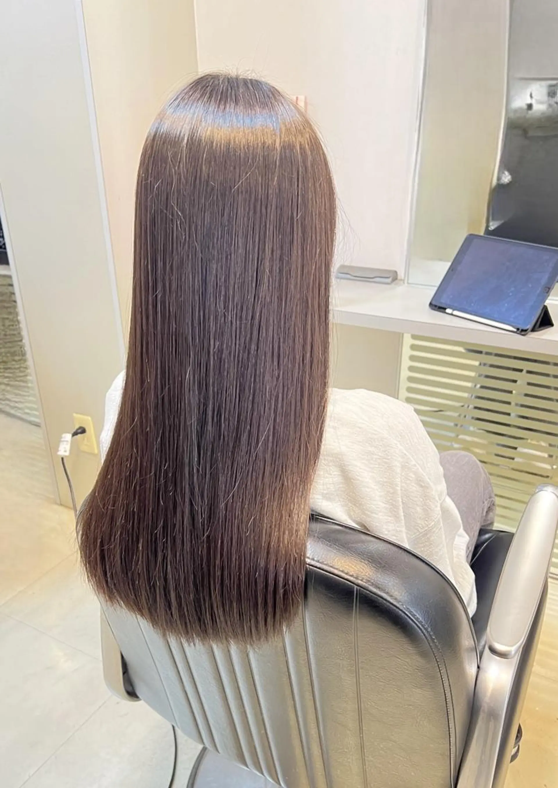 ロング カット 縮毛矯正 土岐 泰廣のヘアスタイル