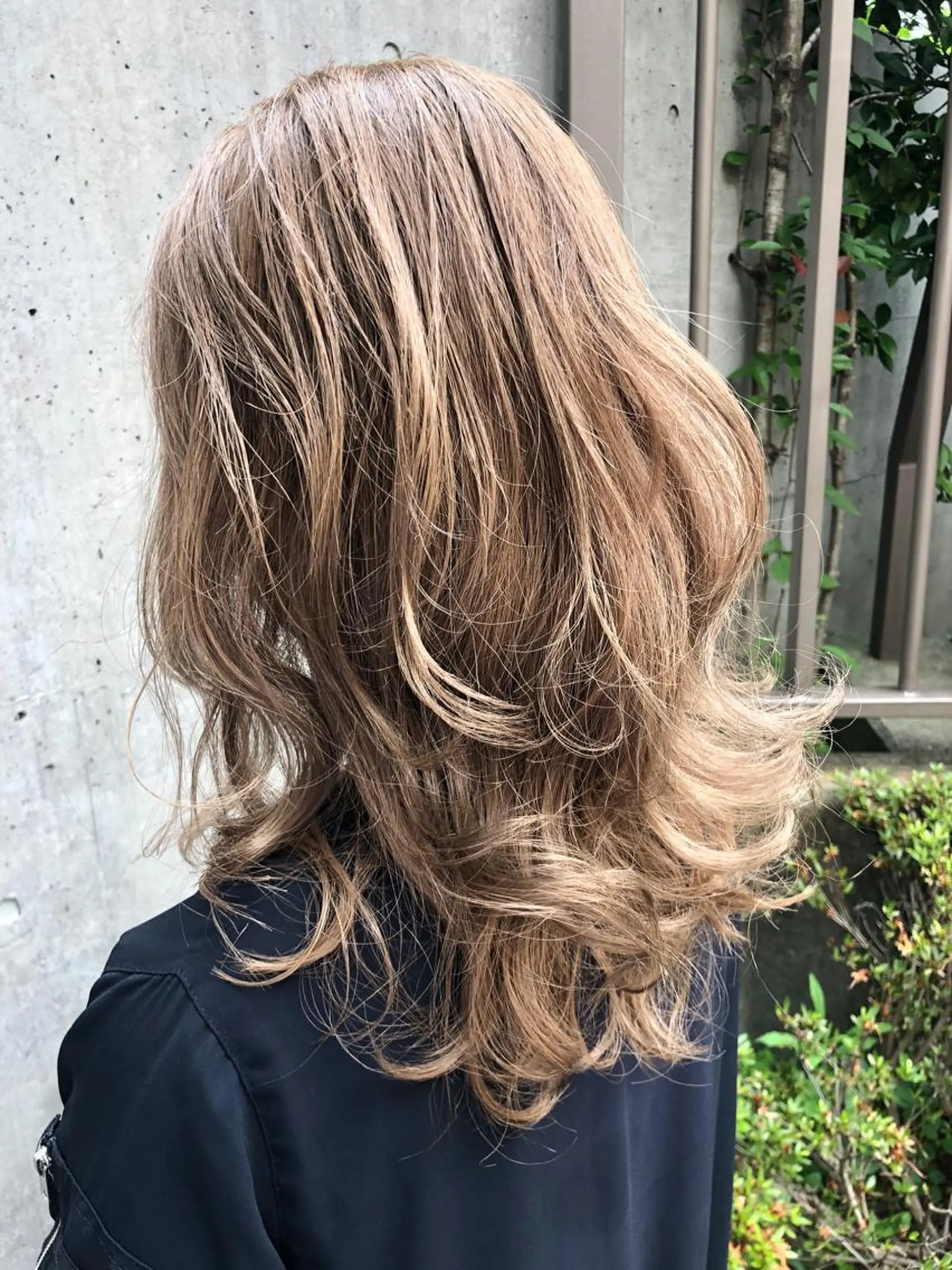 ミディアム カラー 1日1名様限定 予約可能のヘアスタイル