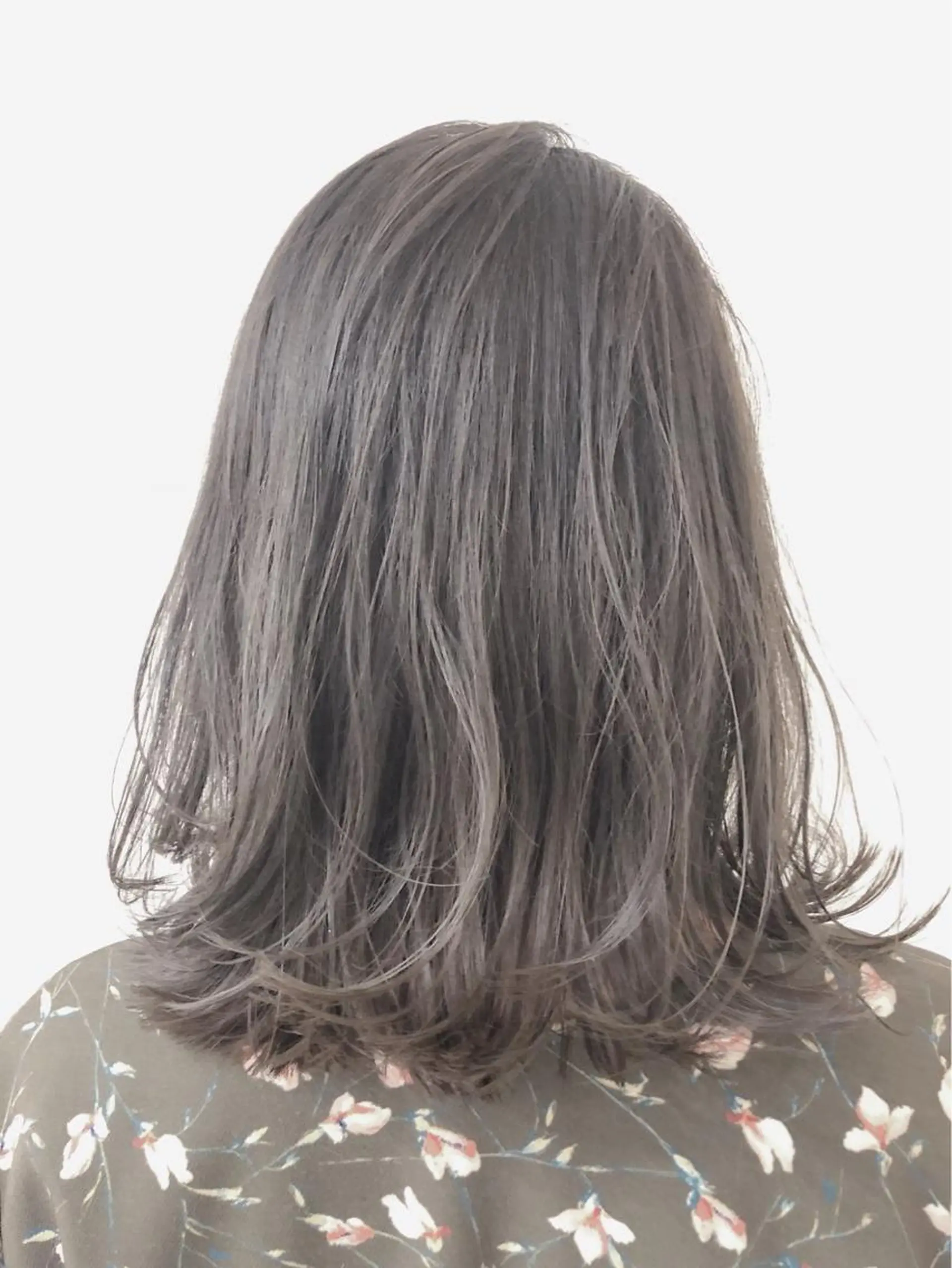 ミディアム カラー カット ヘアカラー トリートメント 寺山 靖晃のヘアスタイル