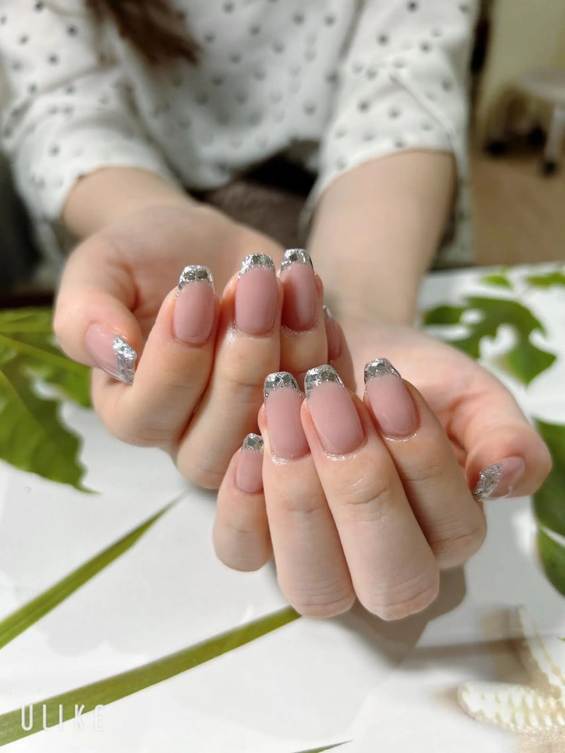 ネイル フレンチネイル ガラスフレンチ ハンドネイル 吉野✨ ネイルデザイナー✨のネイルデザイン