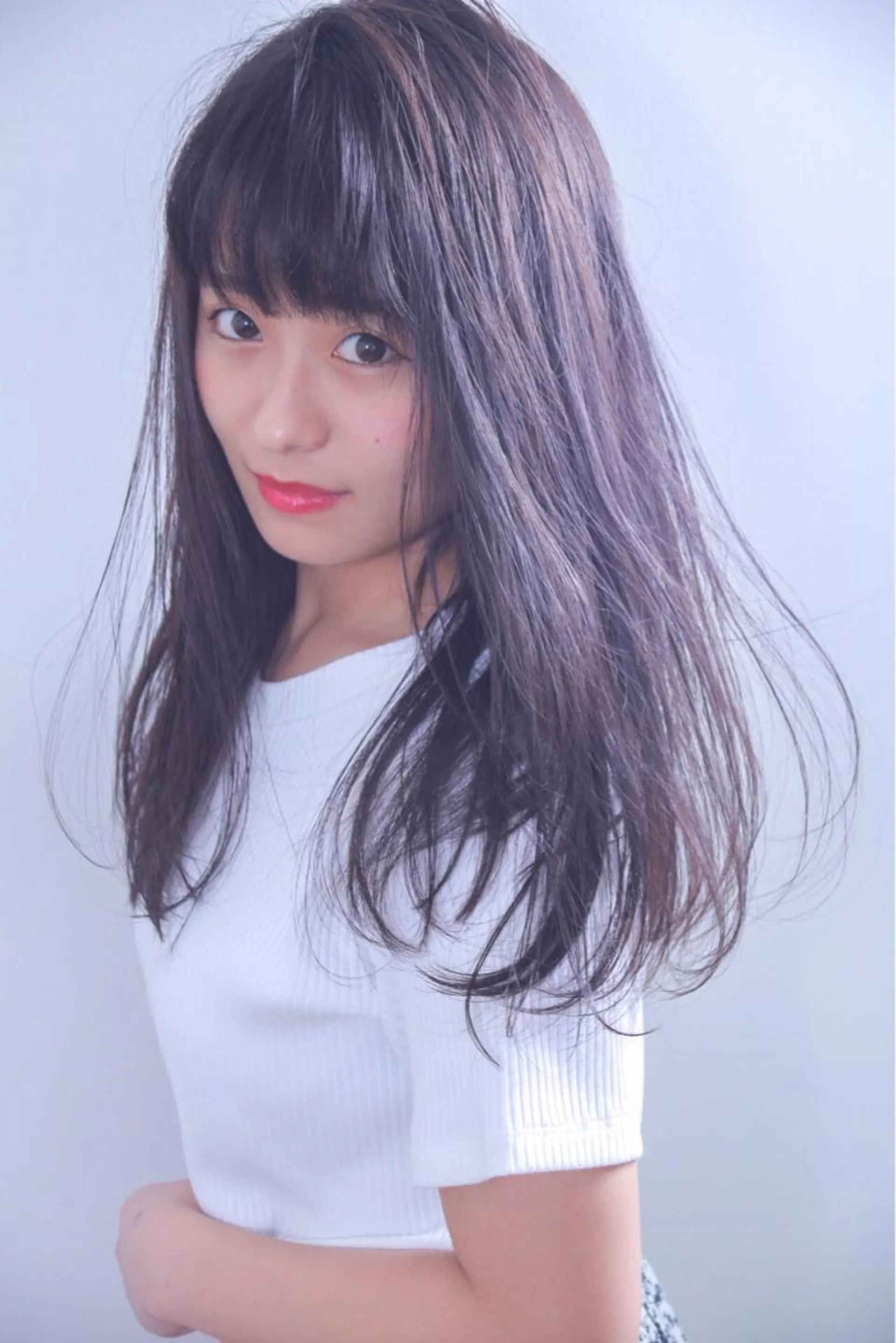 ロング カラー 伊藤 裕貴のヘアスタイル