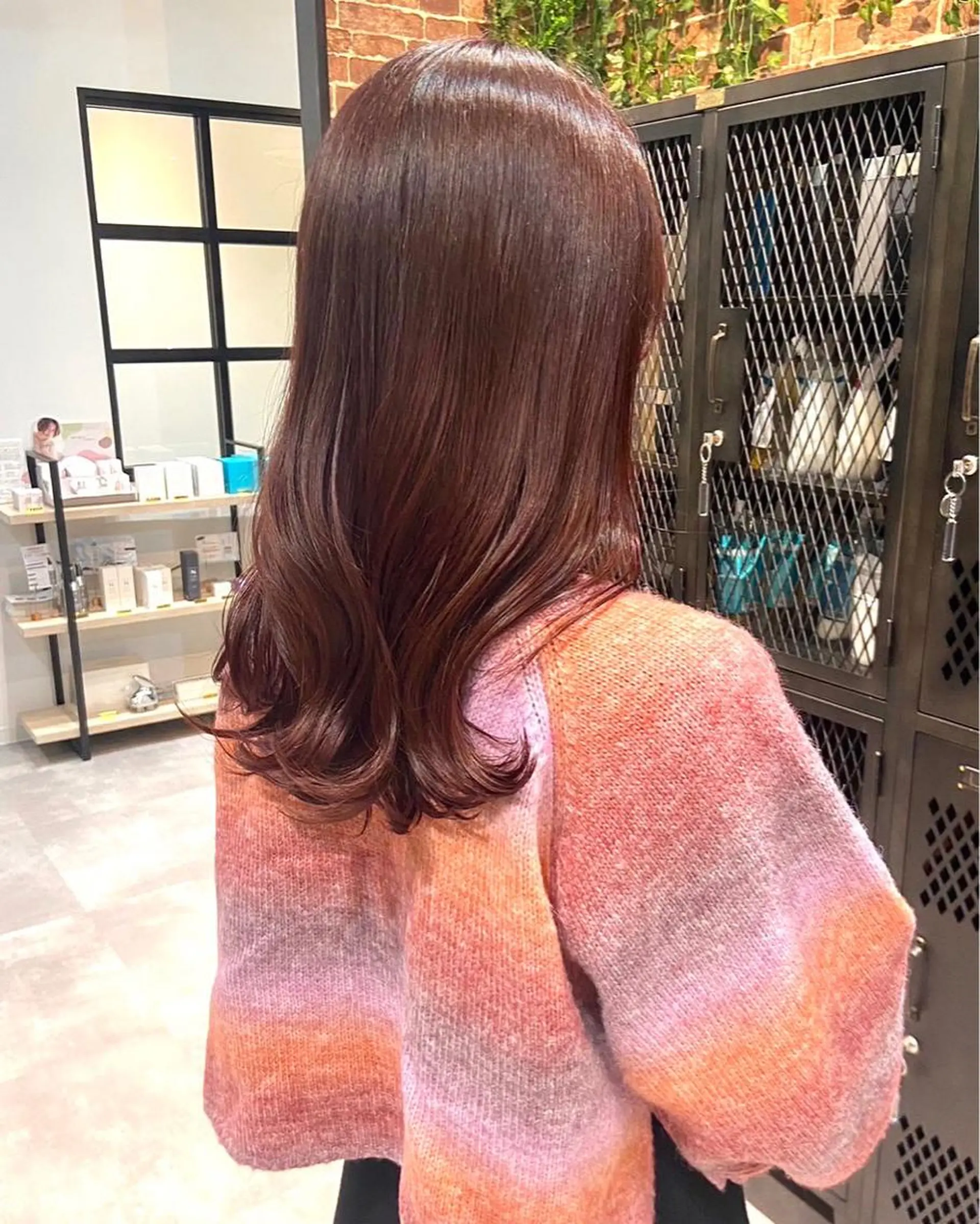 ミディアム カラー パーマ カット ヘアカラー トリートメント ERI  / newi町田のヘアスタイル