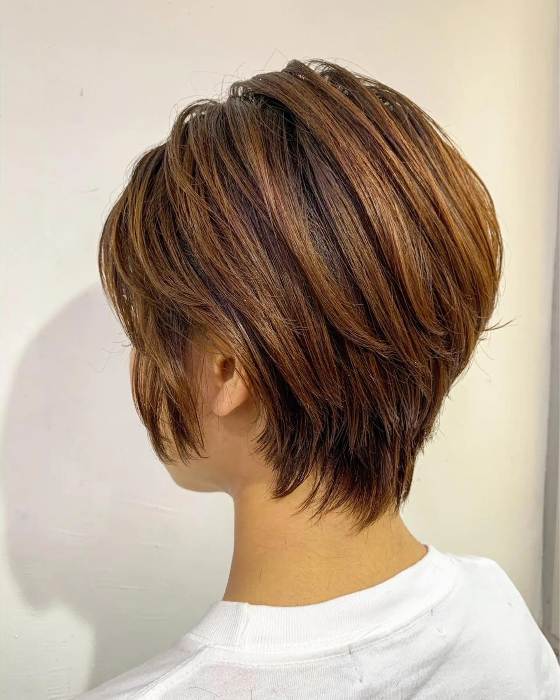 ショート カラー カット ヘアカラー 平 ちひろのヘアスタイル