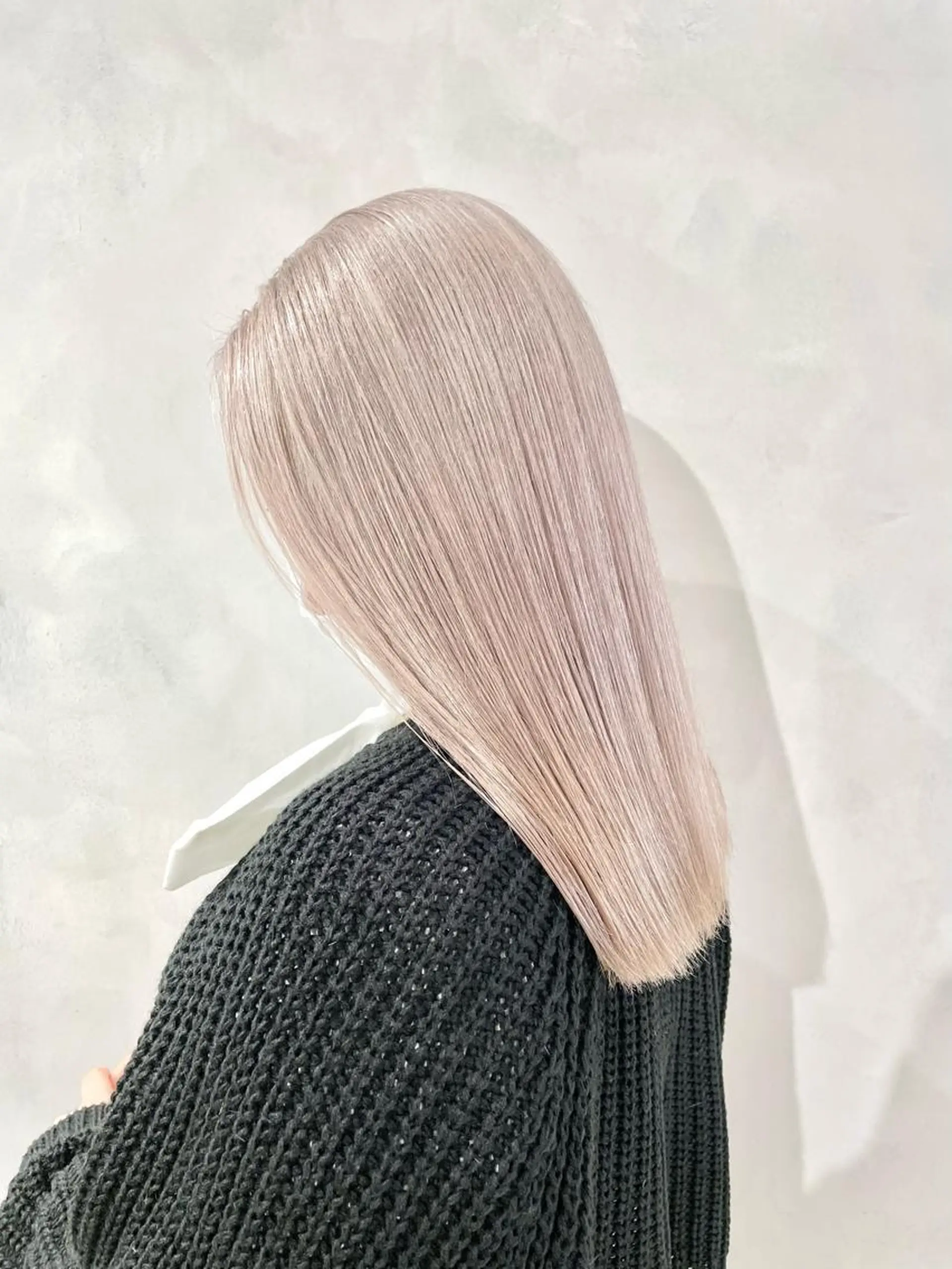 ロング カラー ベージュカラー ホワイトベージュ ヘアカラー トリートメント ヘアセット ハイトーン×レイヤー ／遠藤将太のヘアスタイル