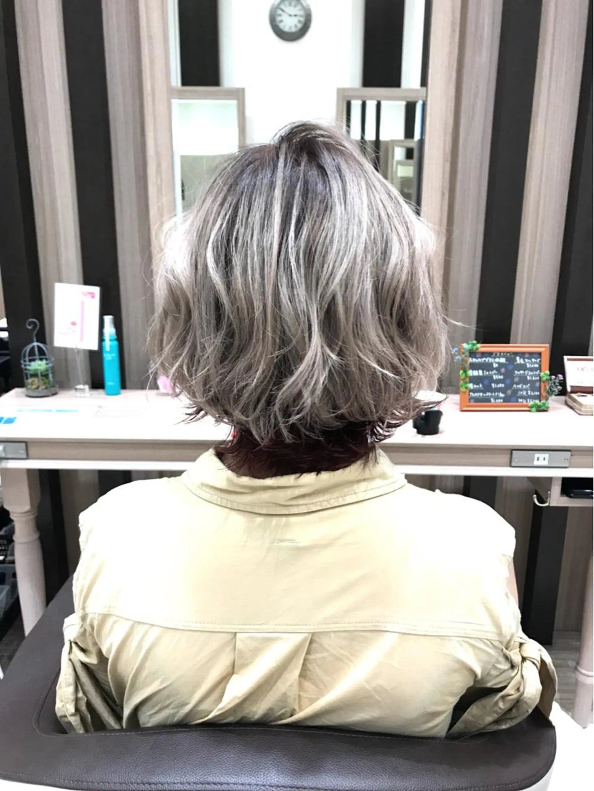 ショート カラー ベージュカラー ブリーチ ホワイトベージュ Miku🪄💫 フェイスレイヤーのヘアスタイル