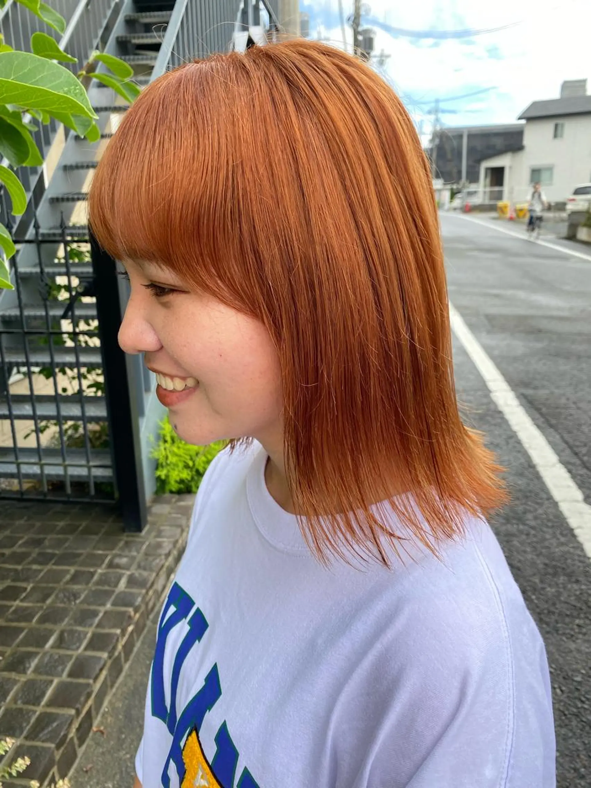 ミディアム カラー ブリーチ オレンジ M. YURIのヘアスタイル