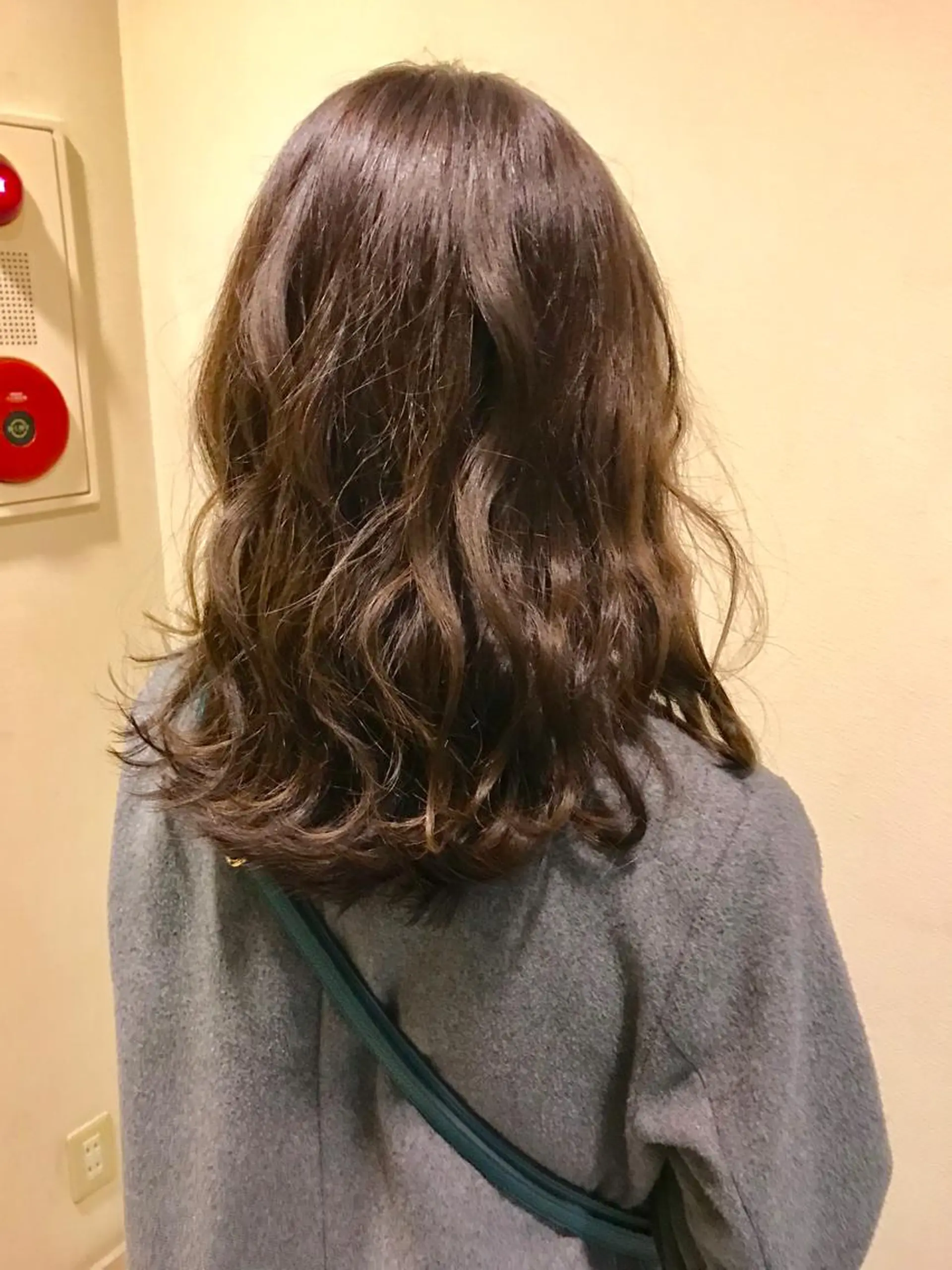 セミロング カラー ベージュカラー ere hair salonのヘアスタイル