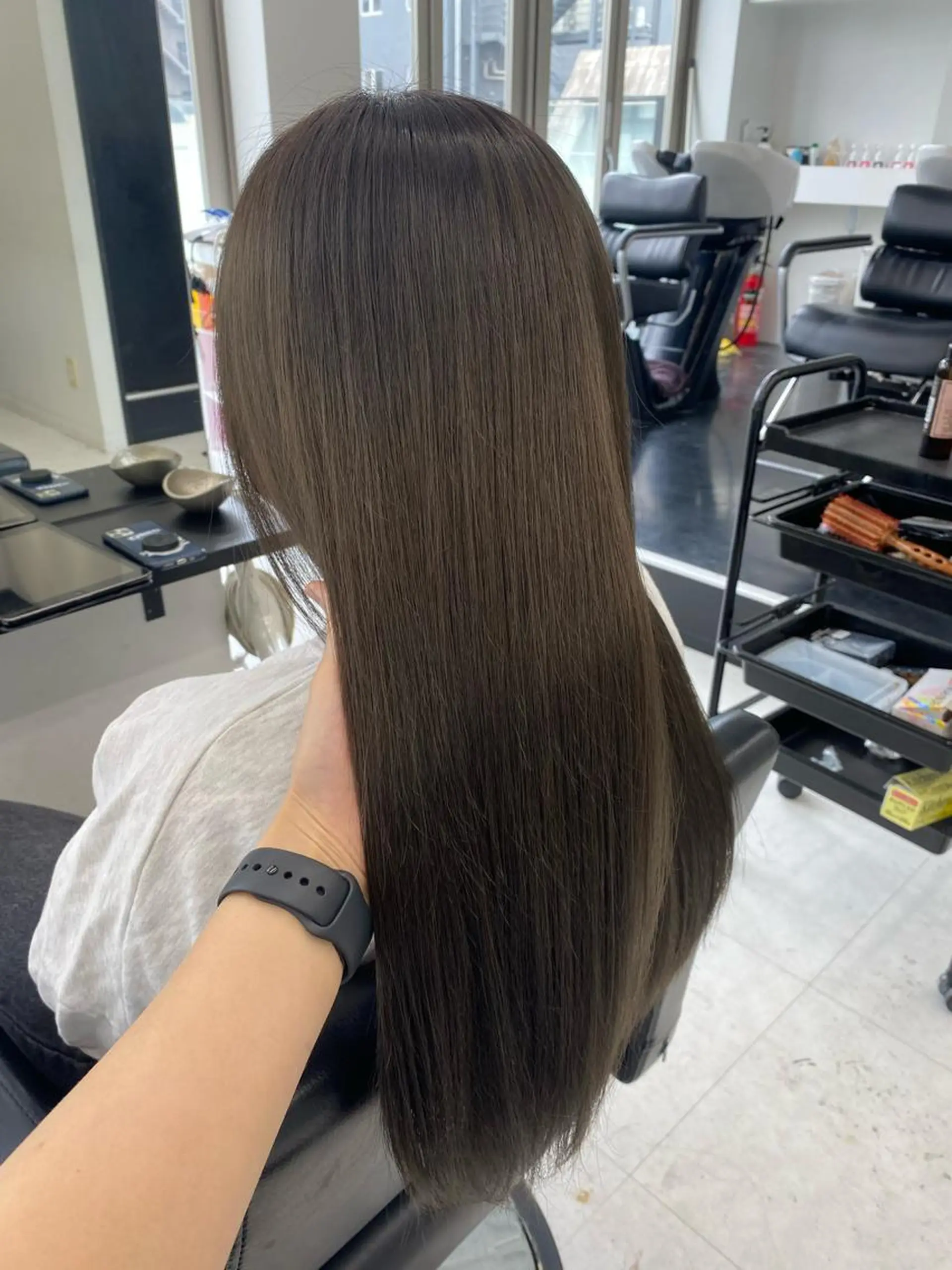 ロング ヘアカラー 縮毛矯正 トリートメント ヘッドスパ SHOKO スタイリストのヘアスタイル