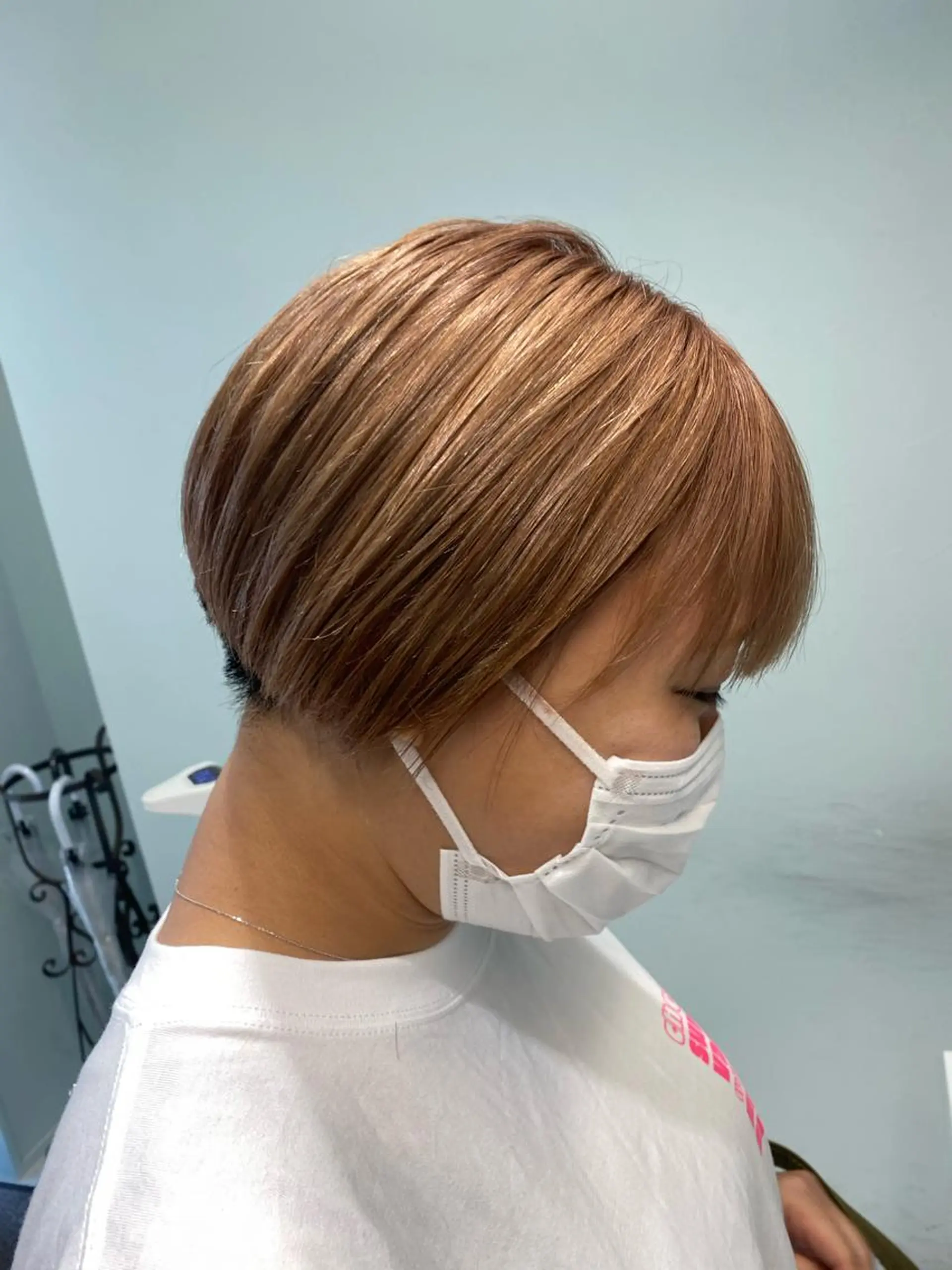 ショート カラー 中川 茜里のヘアスタイル