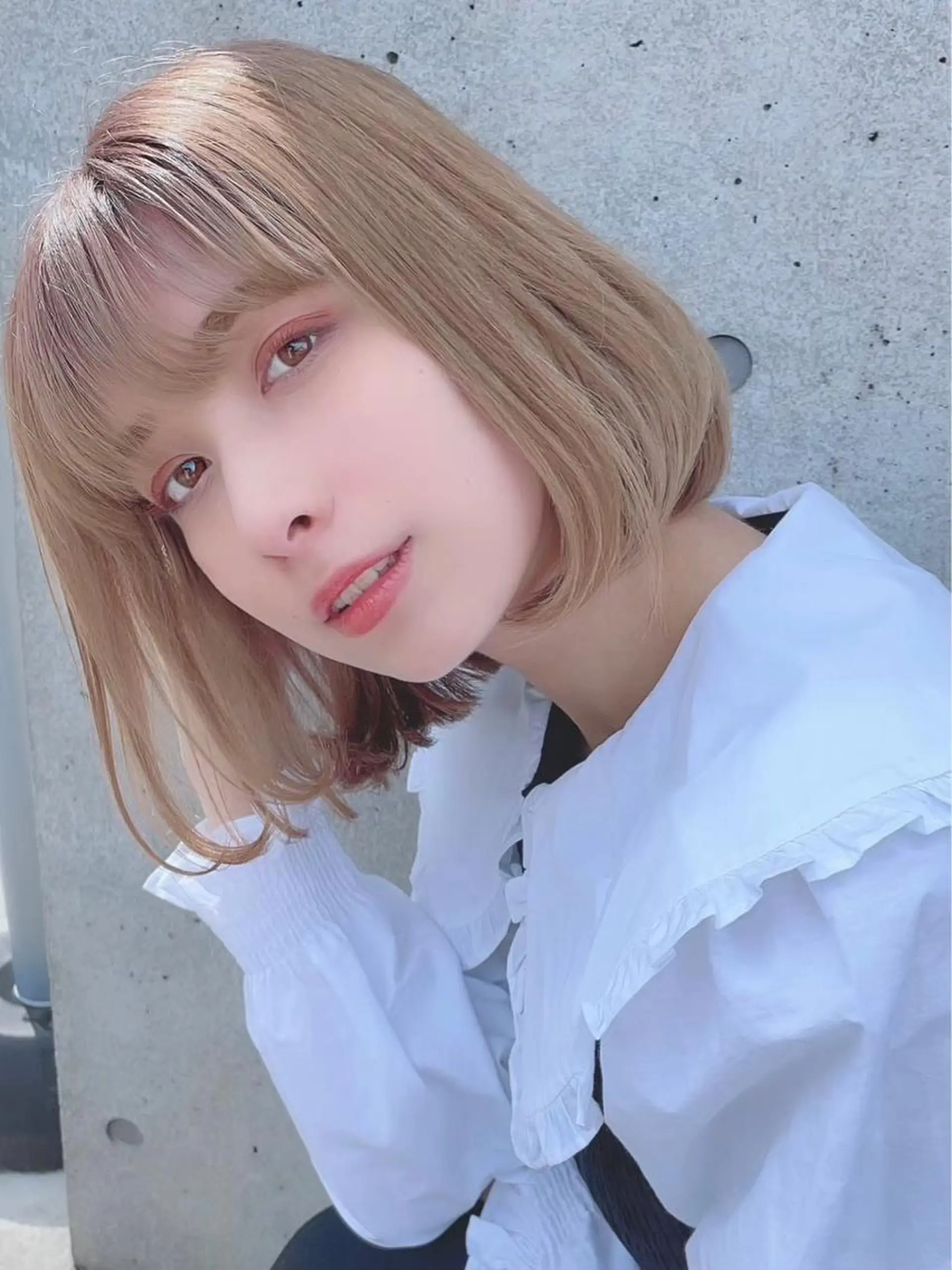 セミロング カラー パーマ ヘアアレンジ 公式 Ease by amble luxeのヘアスタイル