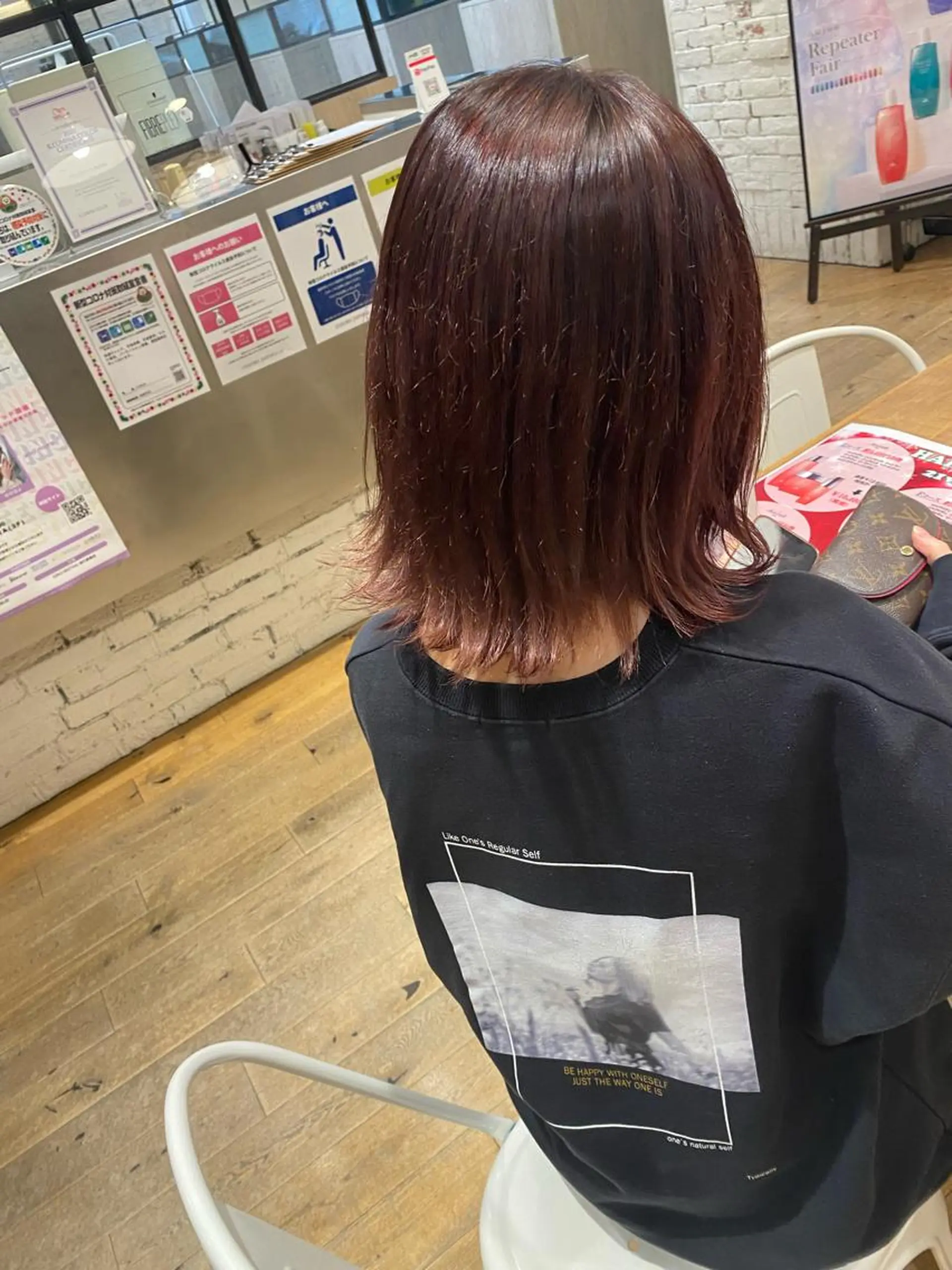 ミディアム カラー カット ヘアカラー トリートメント 前田 輝のヘアスタイル