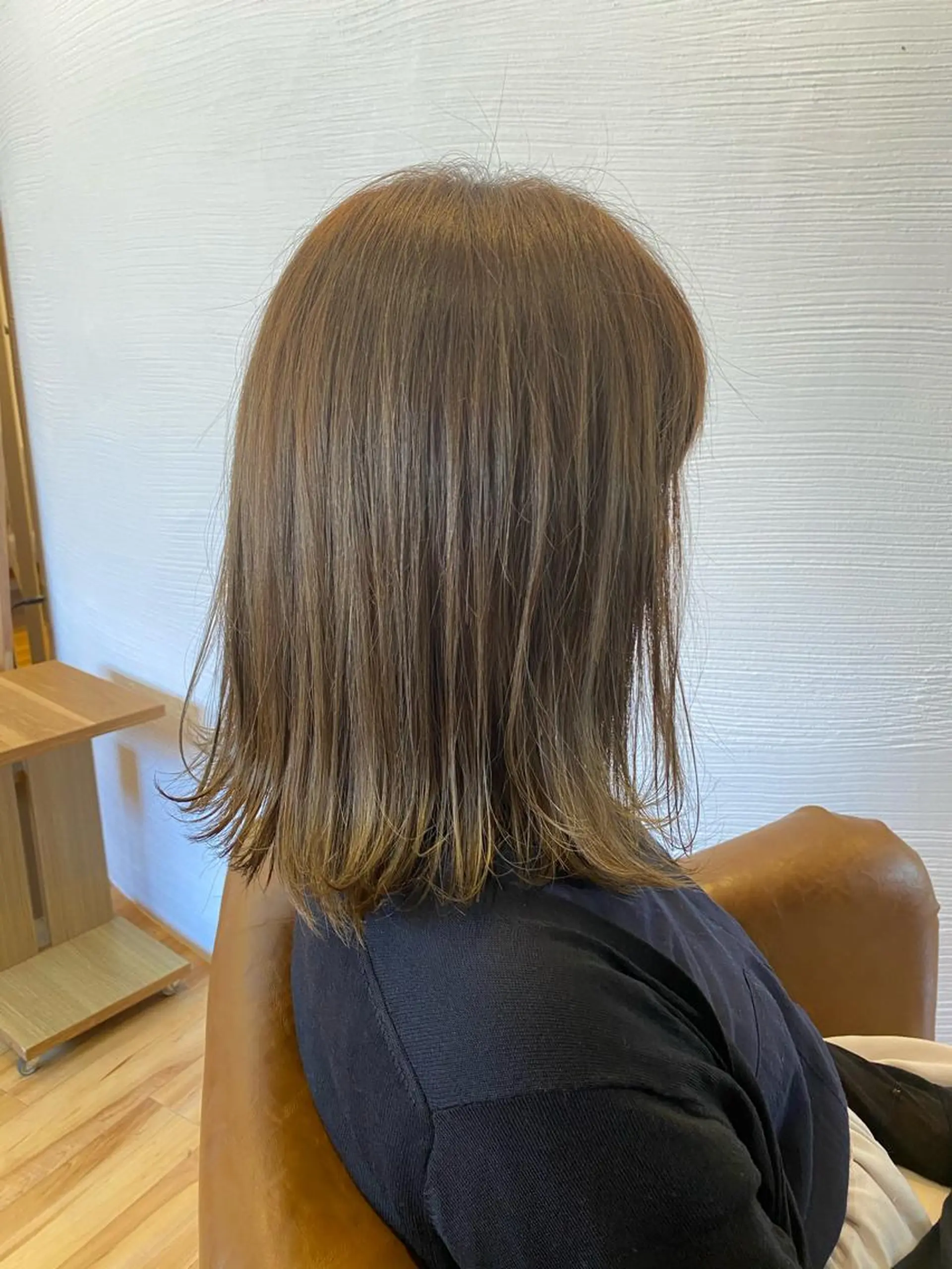 ミディアム カラー ブリーチなしWカラー /酸性ストレート河本のヘアスタイル