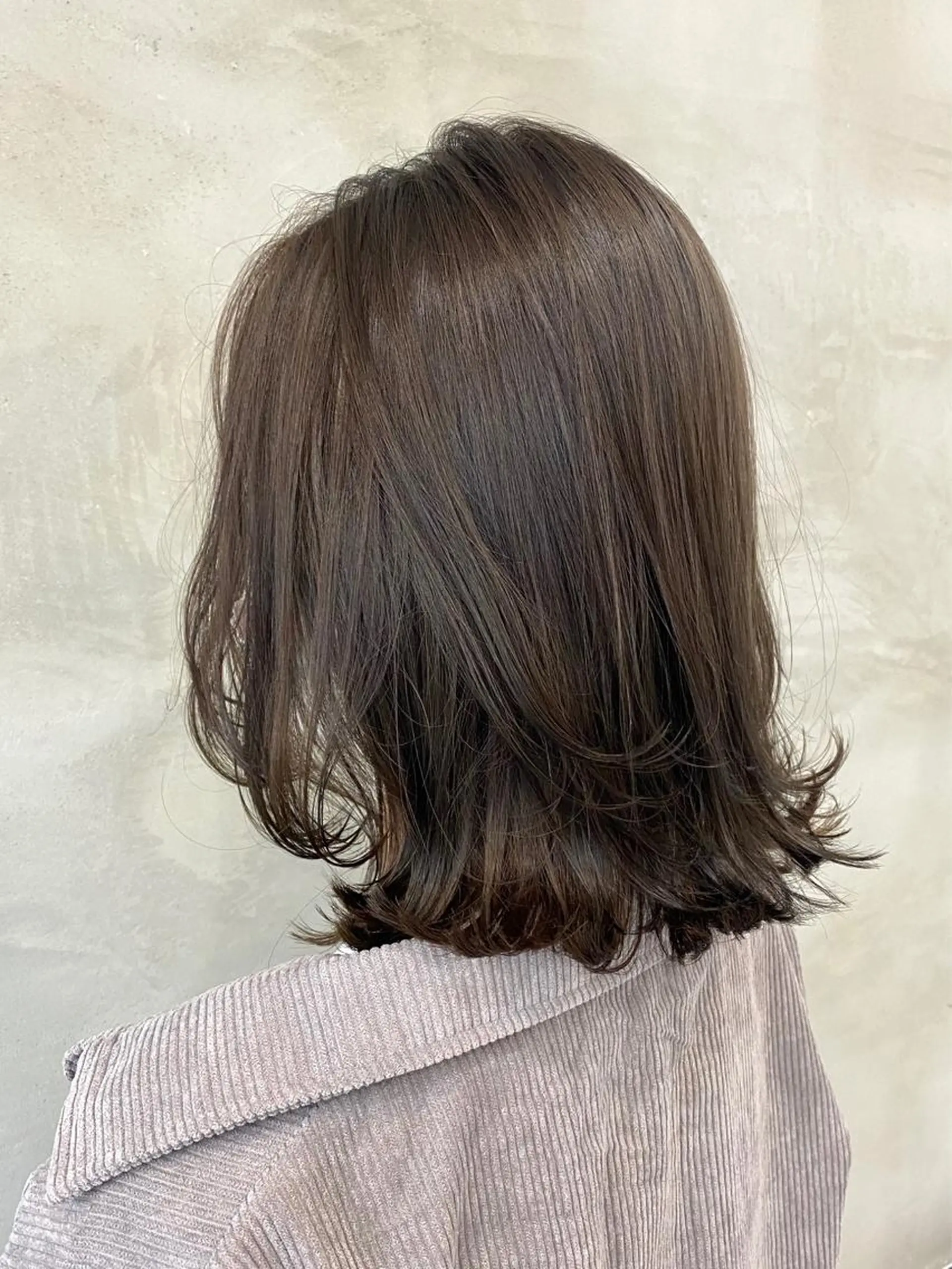 ミディアム カラー カット ヘアカラー トリートメント 🫧透明感カラー🫧 OIKAWAのヘアスタイル