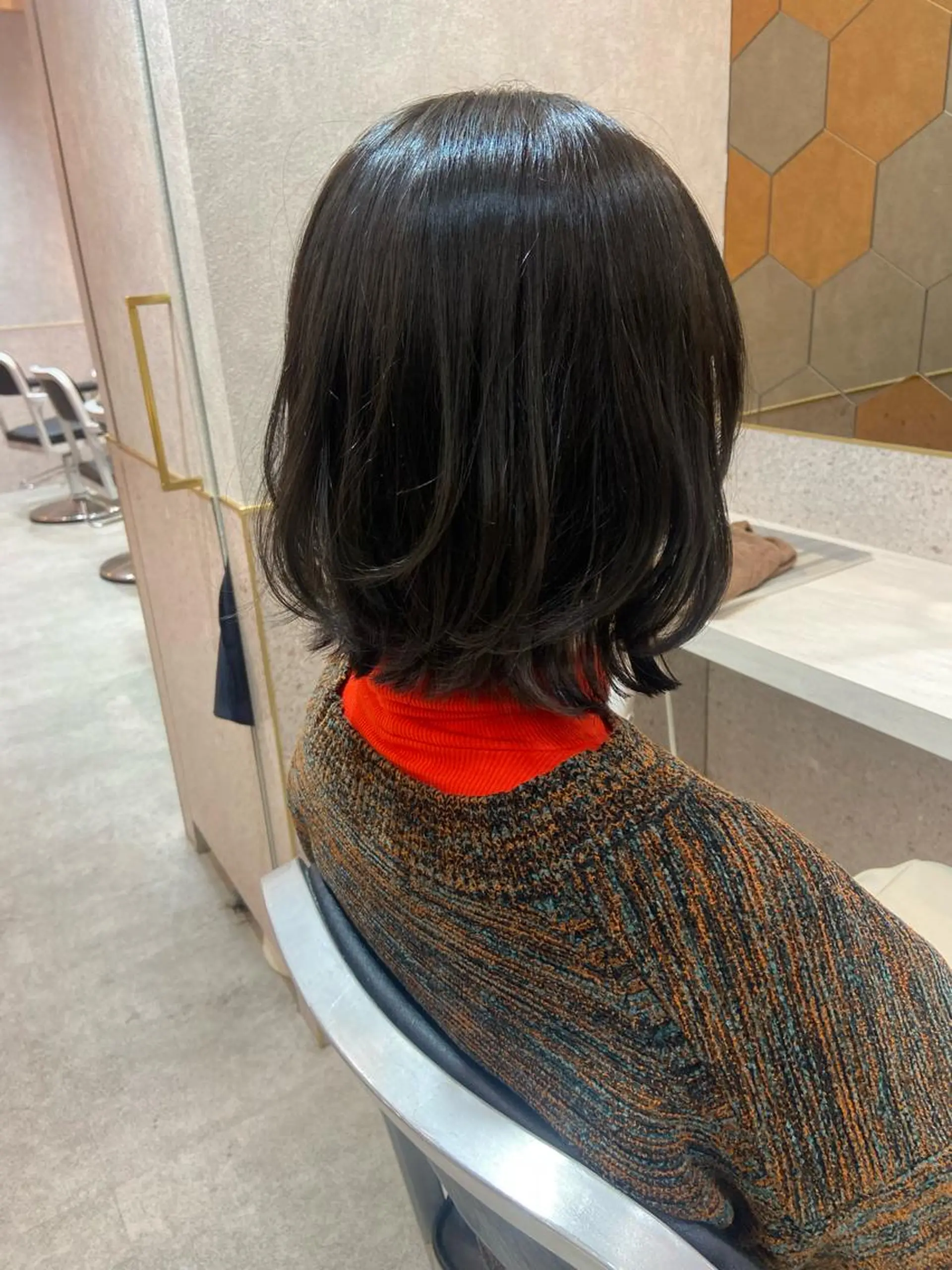 ミディアム カラー ダークグレー 韓国風ヘア レイヤーカット カット ヘアカラー トリートメント 新宿/韓国ヘア 中明度カラー/かやのヘアスタイル