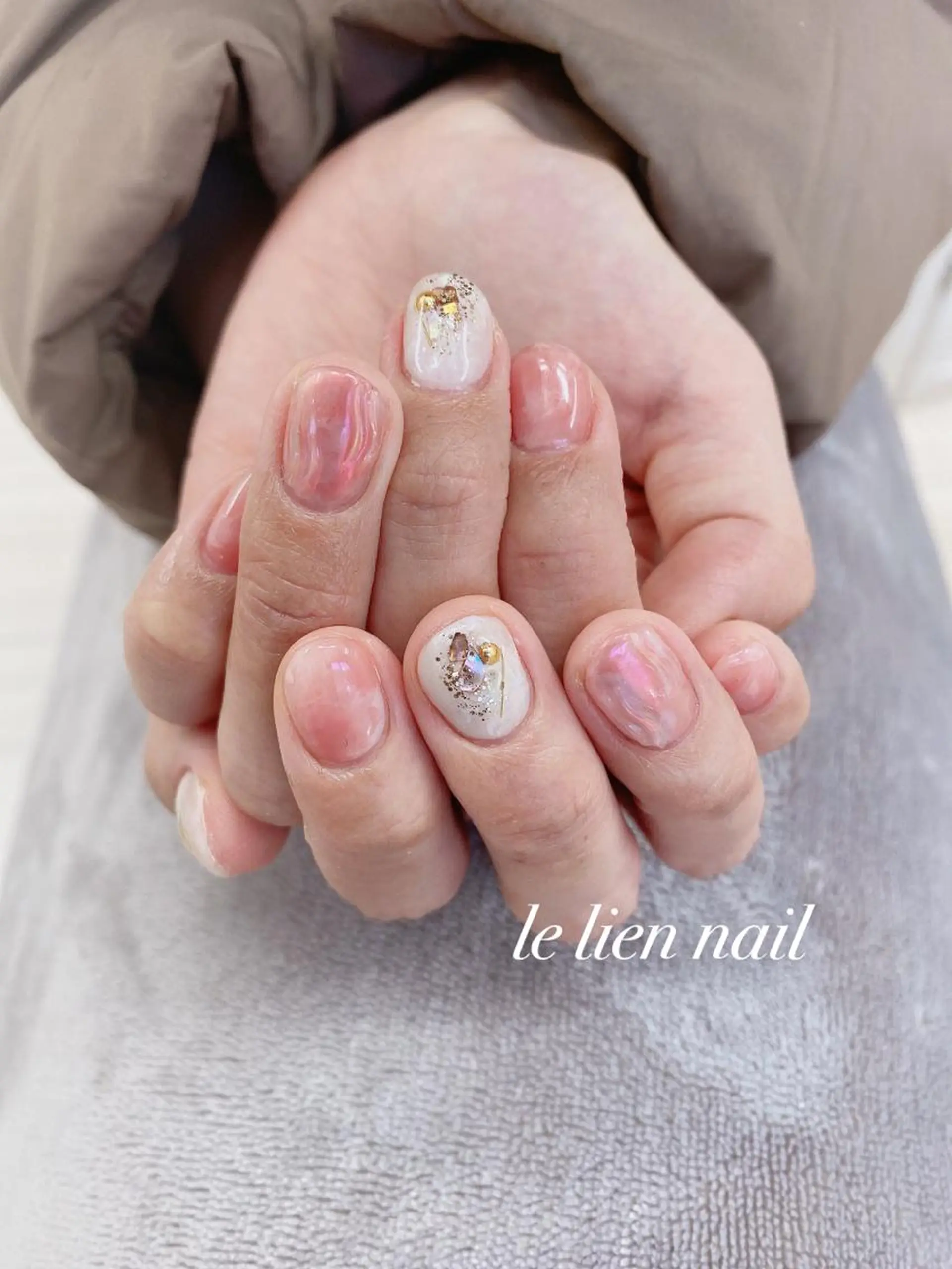 ネイル オーロラネイル ニュアンスネイル ピンク le lien nailのネイルデザイン