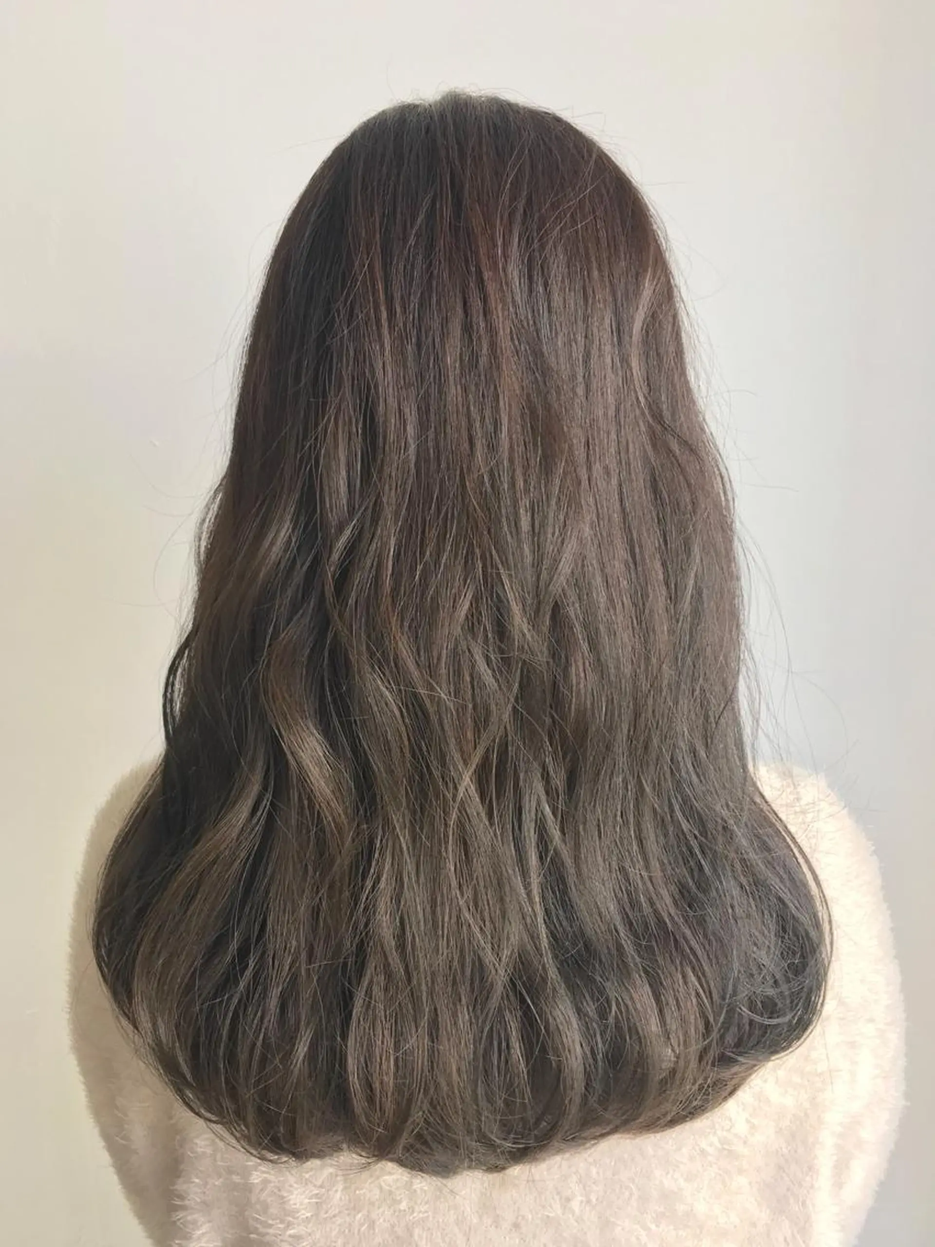 ロング カラー グレージュ ヘアカラー トリートメント ヘアセット yoshi ☆のヘアスタイル
