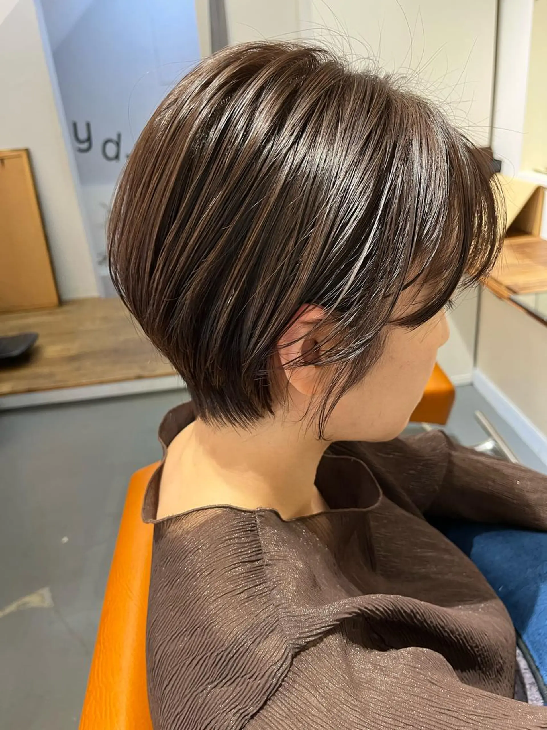 ショート カラー ショートボブ アッシュ ベージュカラー ラベンダーカラー ラベンダーアッシュ カット ヘアカラー 代表　土屋ヒロユキ ショートカットのヘアスタイル