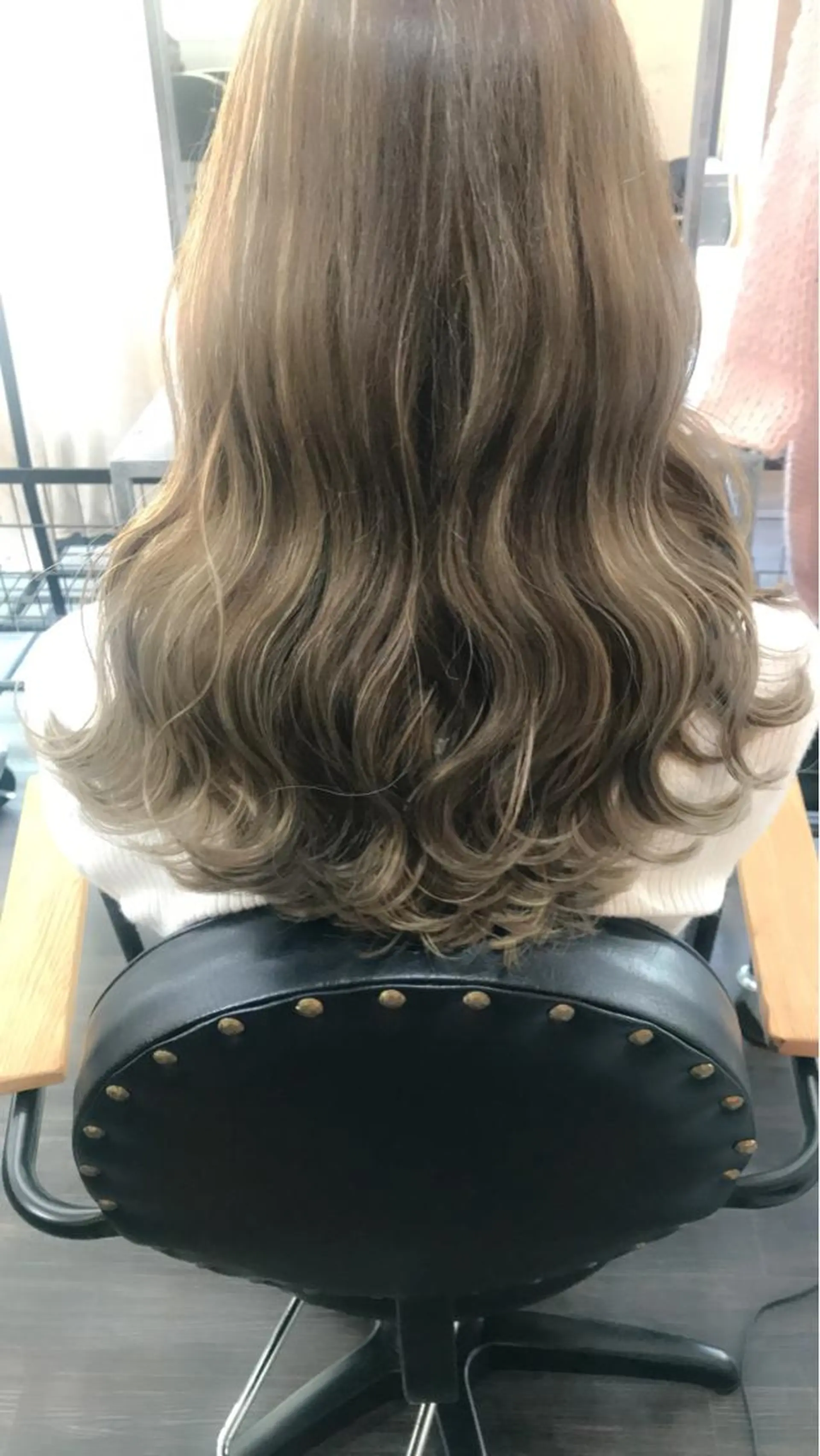 ミディアム ハイライト 家田 竜のヘアスタイル