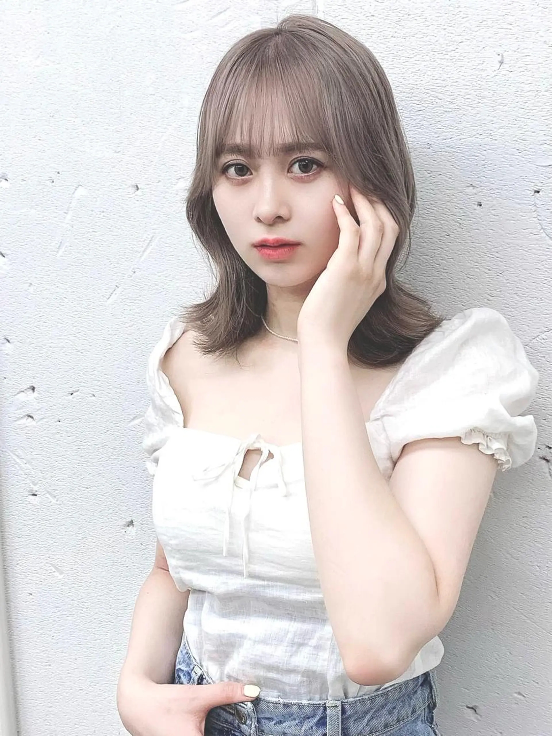 ミディアム カラー ベージュカラー くびれヘア 韓国風ヘア 盛れる顔周りカット ♥️韓国ヘア"ちぇるのヘアスタイル