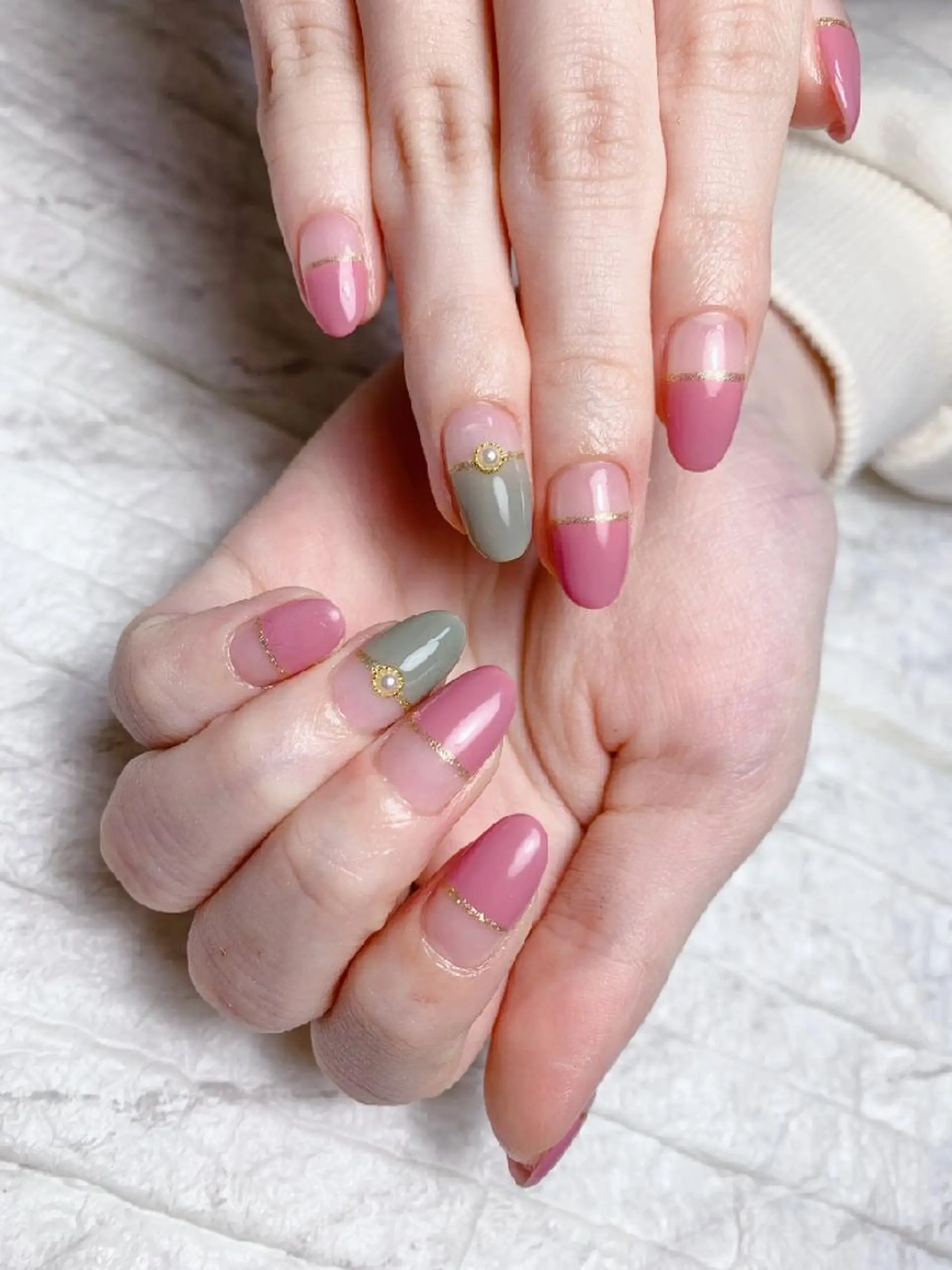 ネイル ハンドネイル ハンドケア 佐藤 結衣のネイルデザイン