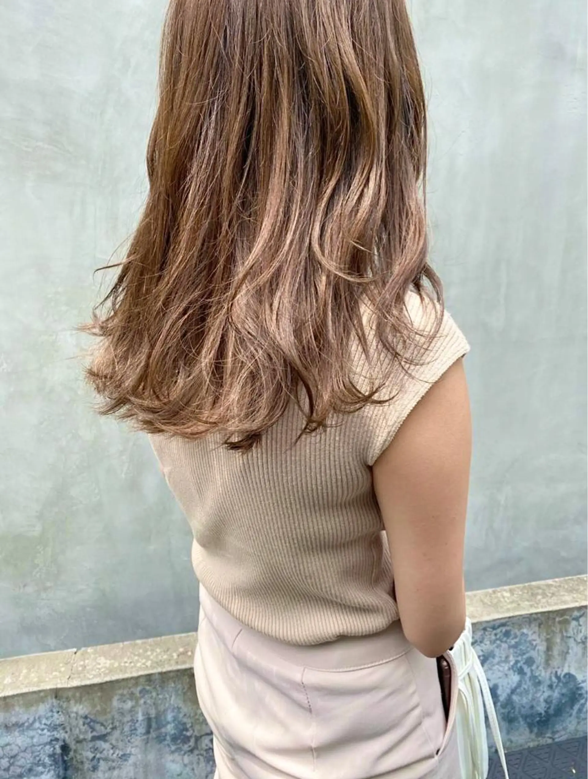 セミロング カラー パーマ ヘアアレンジ メンズ キッズ ネイル マツエク・マツパ ベージュカラー インナーカラー/ KANAのヘアスタイル