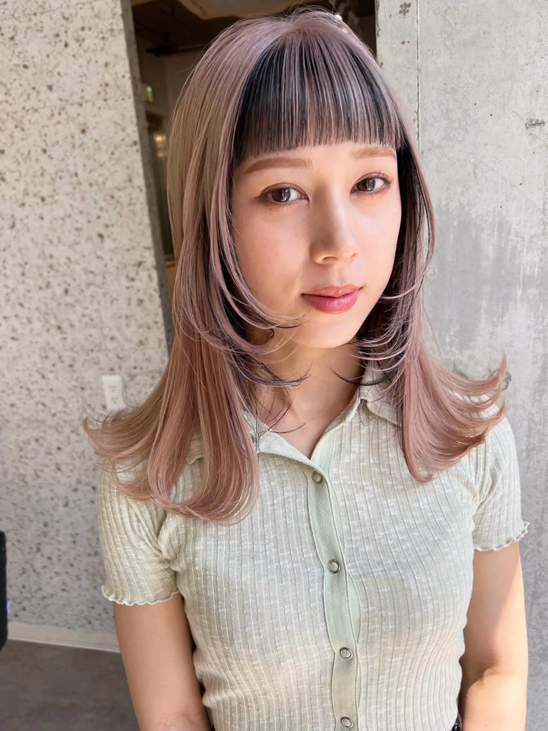 セミロング カラー ヘアアレンジ セミロングパーマ ブリーチ ケアブリーチ ダブルカラー ハイライトカラー ヘアカラー トリートメント lani ブリーチ /ダブルカラーのヘアスタイル