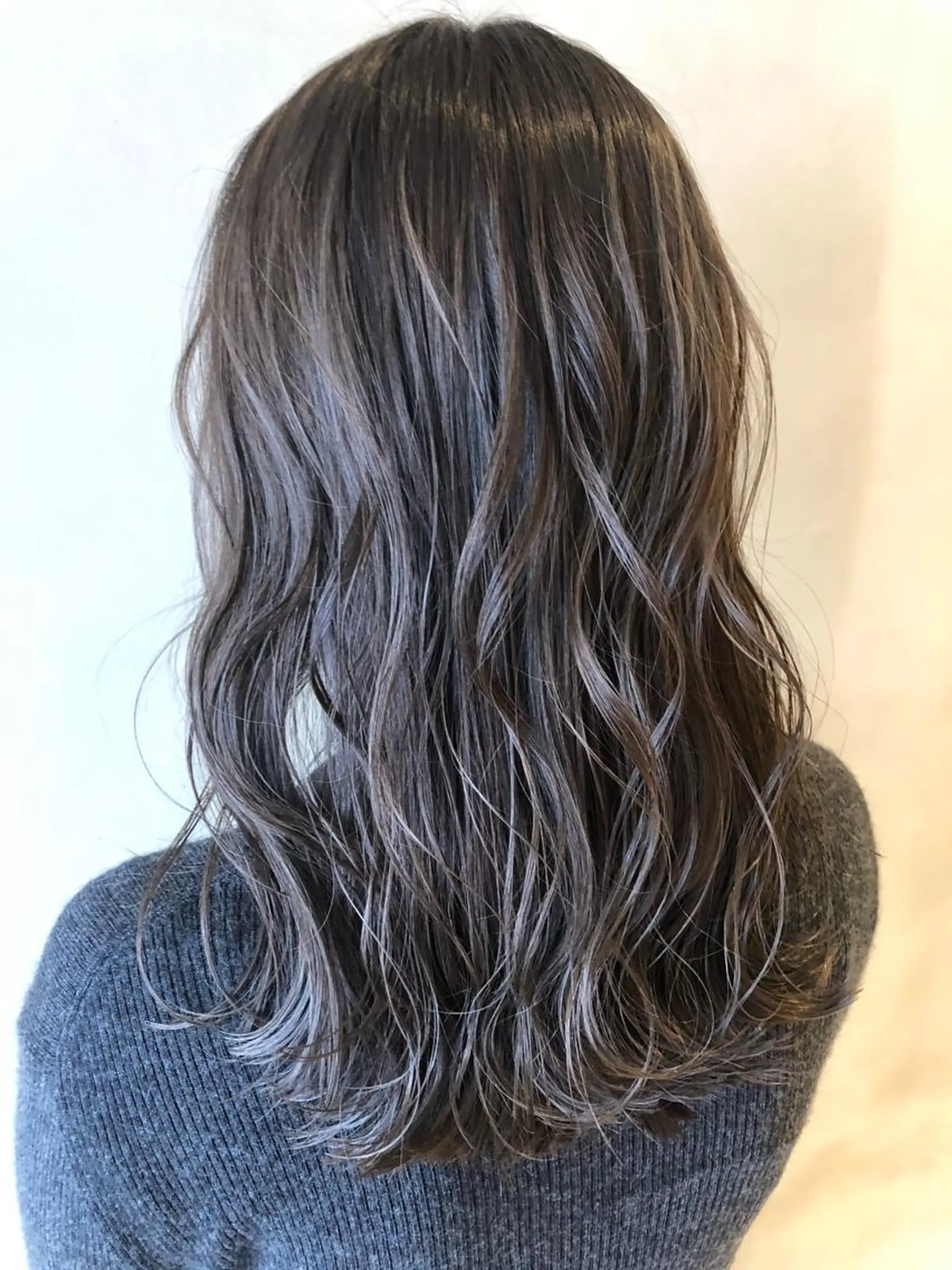 セミロング セミロングパーマ アッシュ ボブ エクステ 外国人風カラー カット ヘアカラー 夜23時まで予約🉑 reverieあきらのヘアスタイル