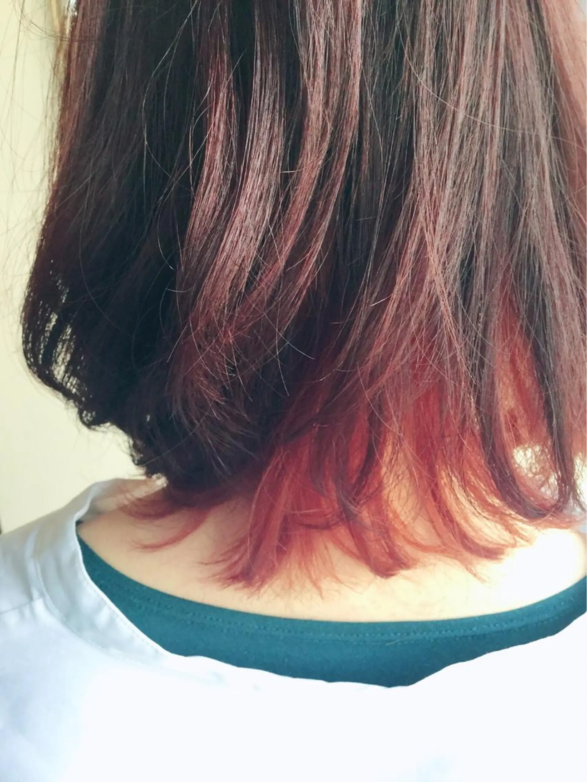 ミディアム 外ハネヘア ✨白髪ぼかし 🍀MINAKO☆のヘアスタイル