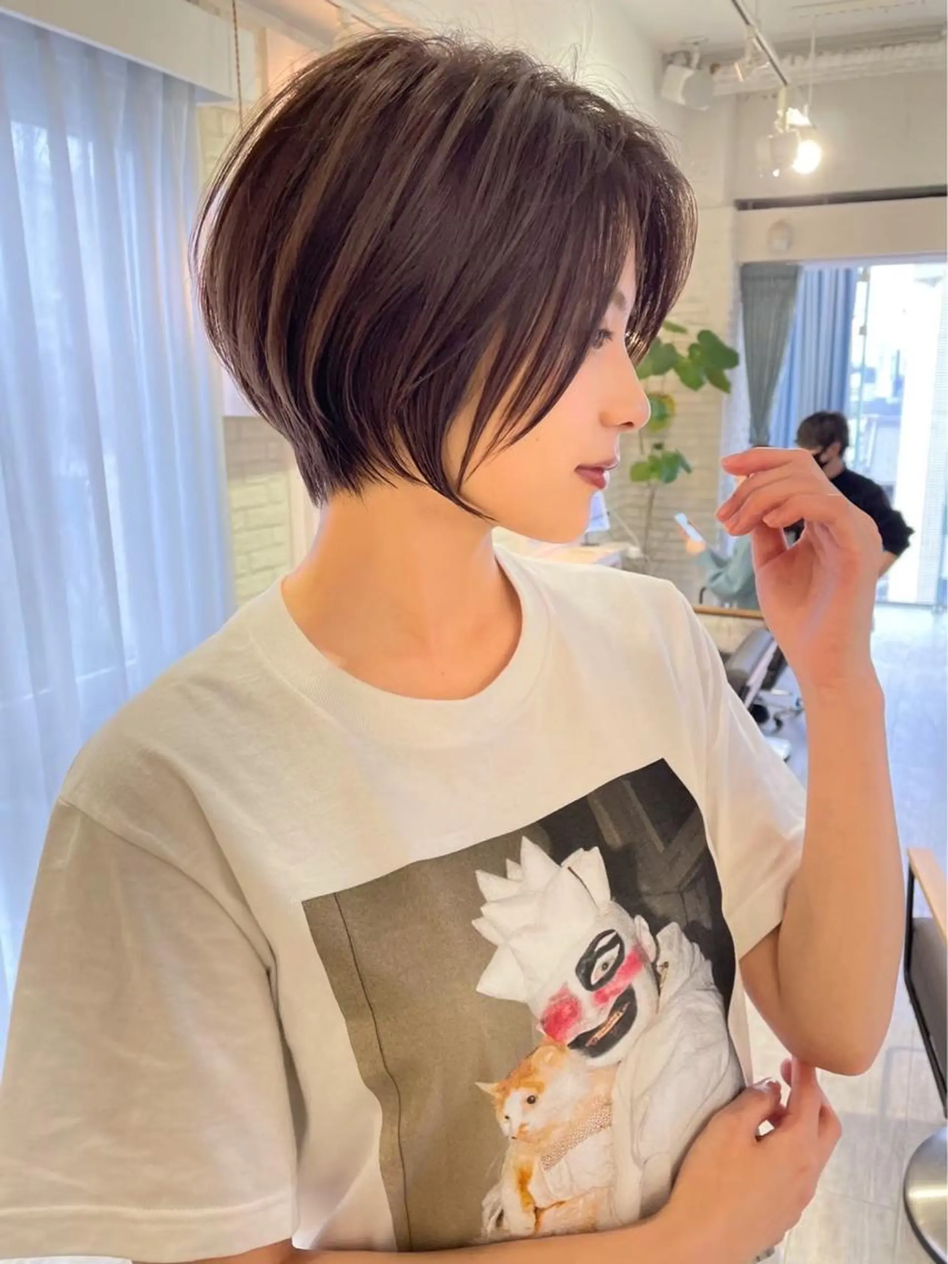 ショート カラー カット ヘアカラー トリートメント 🫧顔周りレイヤー/ ウルフ/縮毛/白倉のヘアスタイル