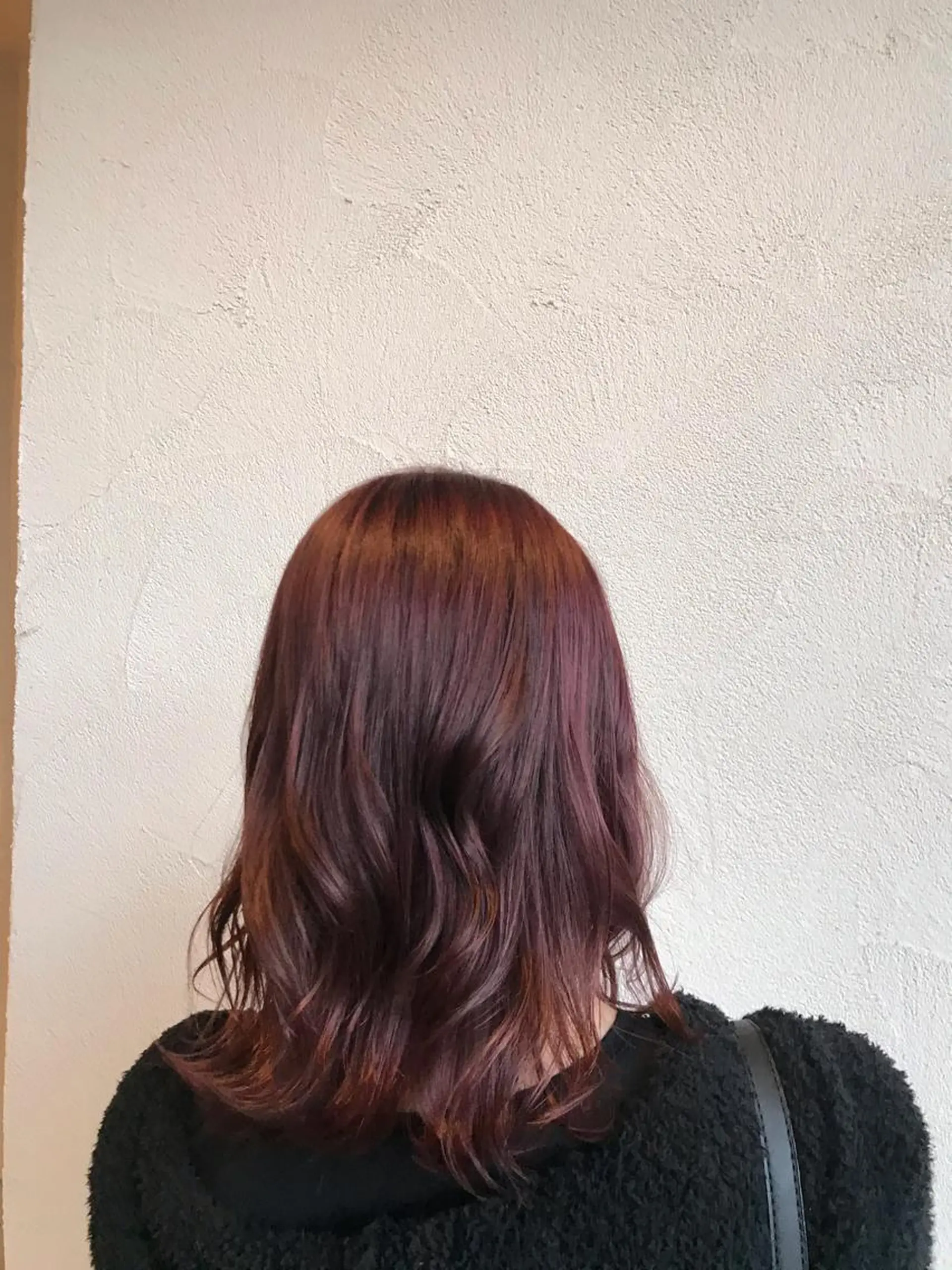 カラー 山下 襟華のヘアスタイル