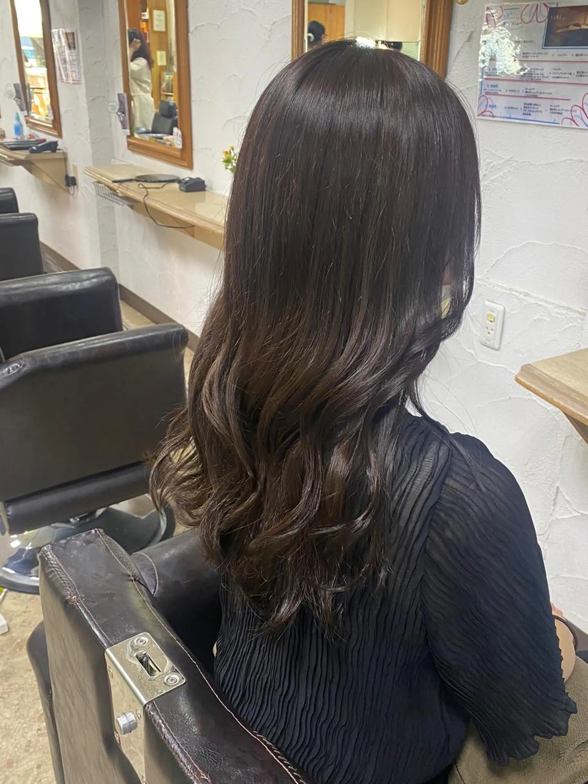 カラー ブラウンカラー ダークブラウン 山本 ひかりのヘアスタイル