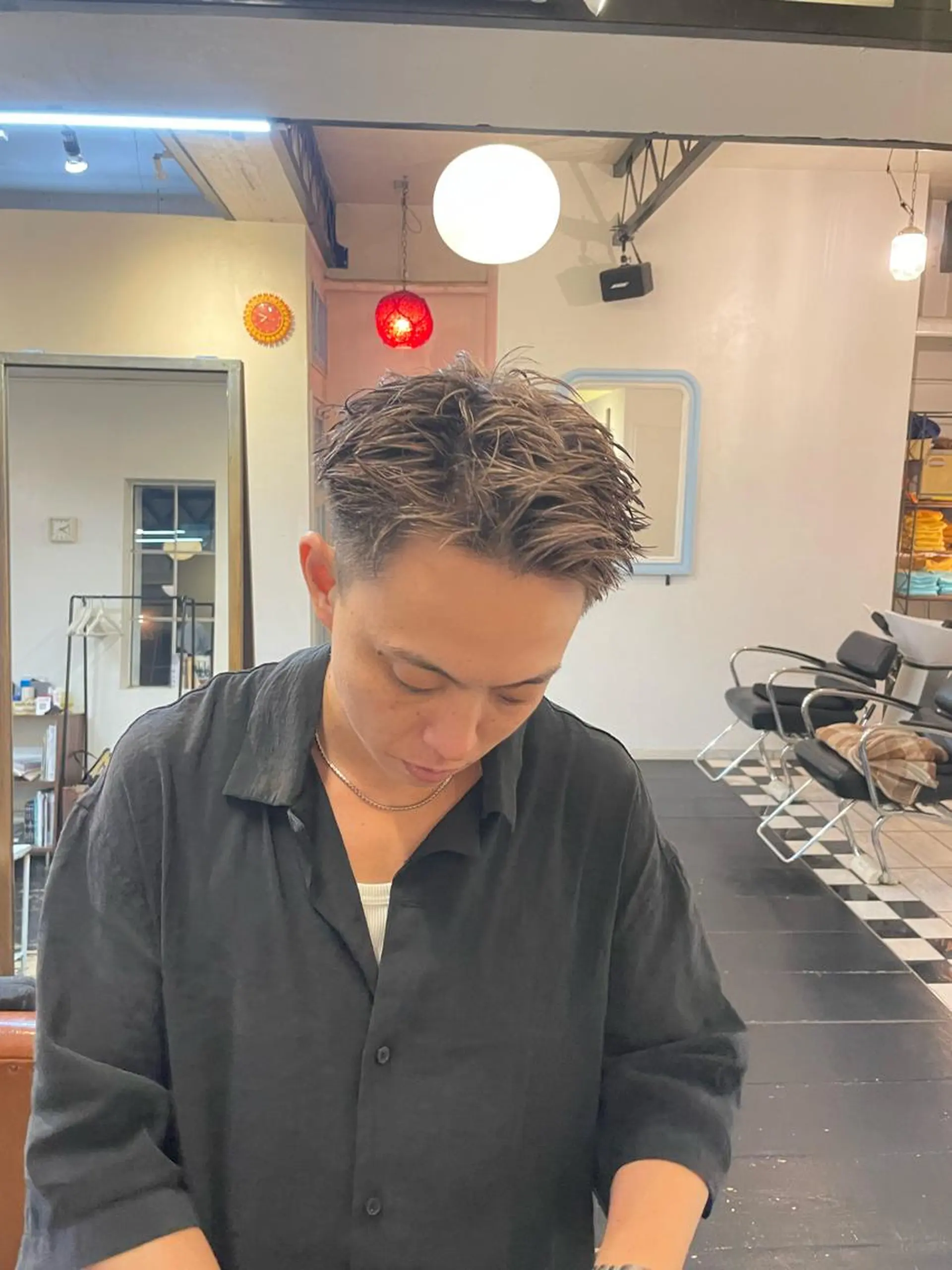 カラー メンズ メンズハイトーン スパイキーショート ハイトーンカラー カット ヘアカラー h a k u 大倉 卓人のヘアスタイル