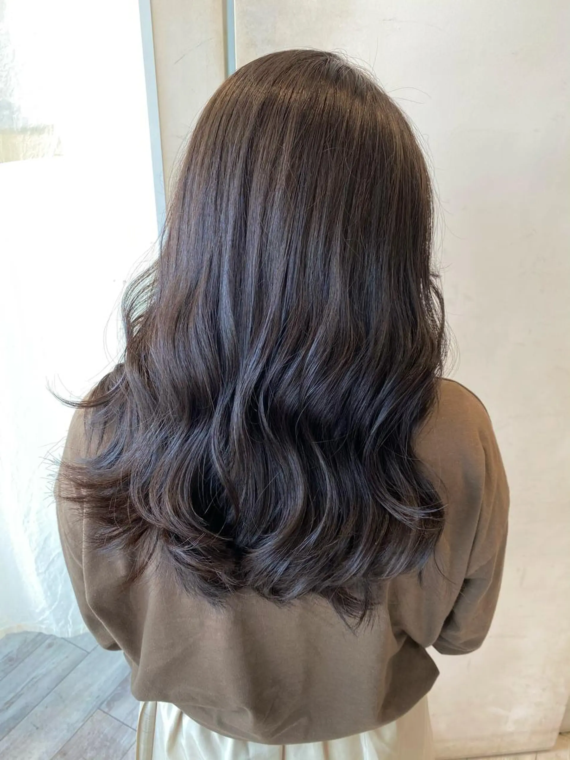 ミディアム カラー 顔まわりカット🌟 くびれヘア/寺門遥輝のヘアスタイル