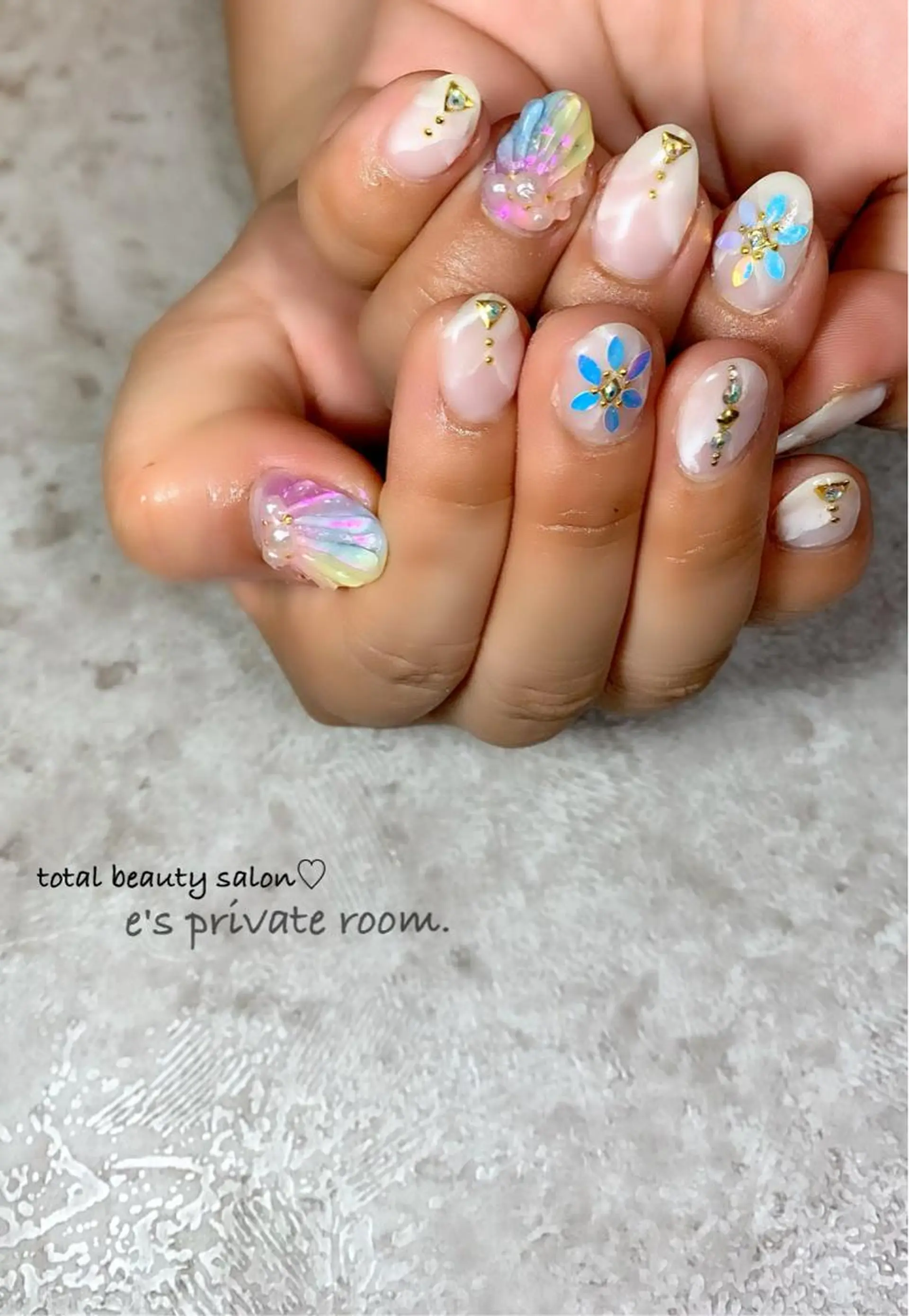 ネイル LAVISH nail salonのネイルデザイン