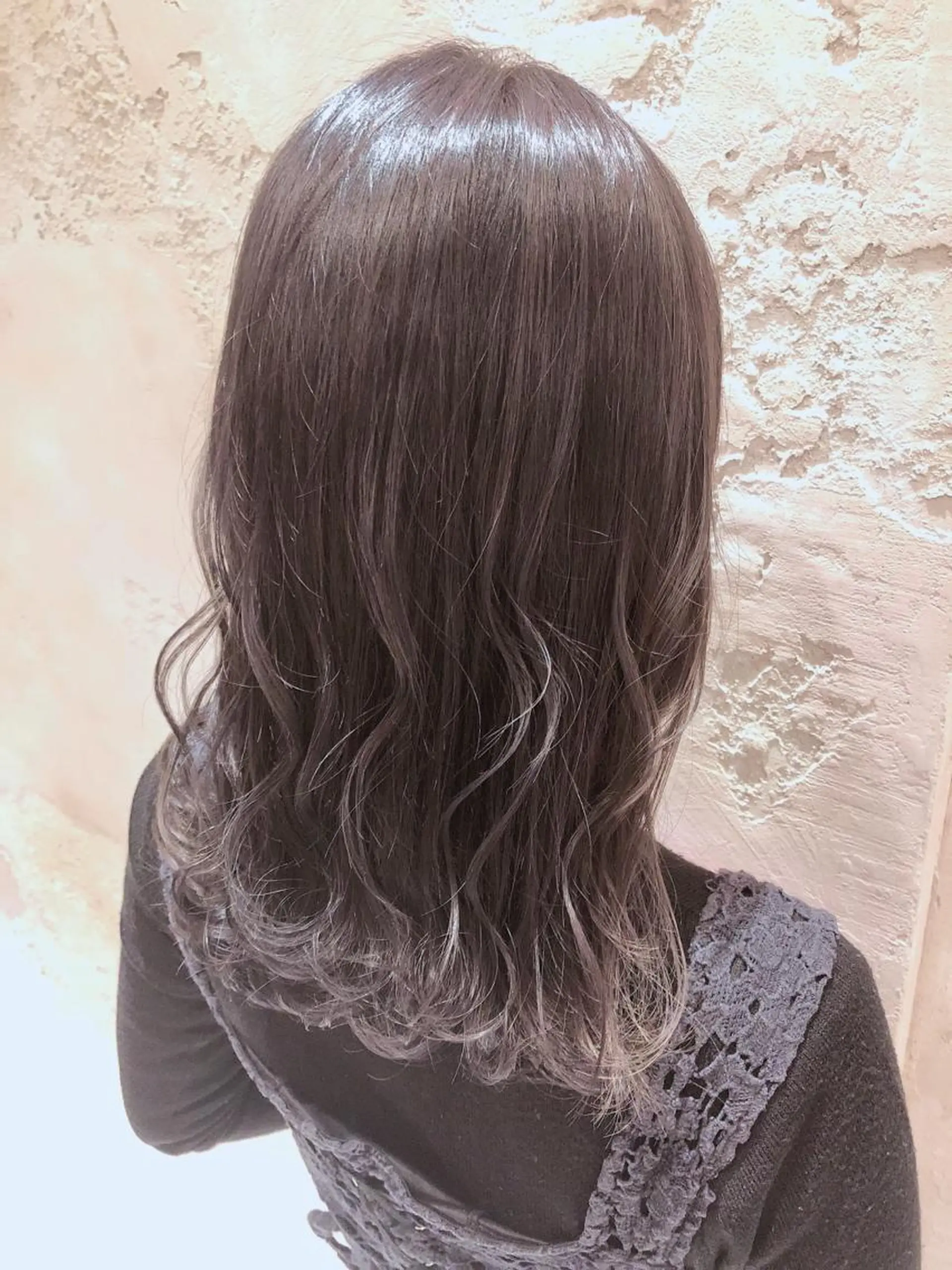 ミディアム カット ヘアカラー トリートメント 代表山口ひな 髪質改善のプロのヘアスタイル