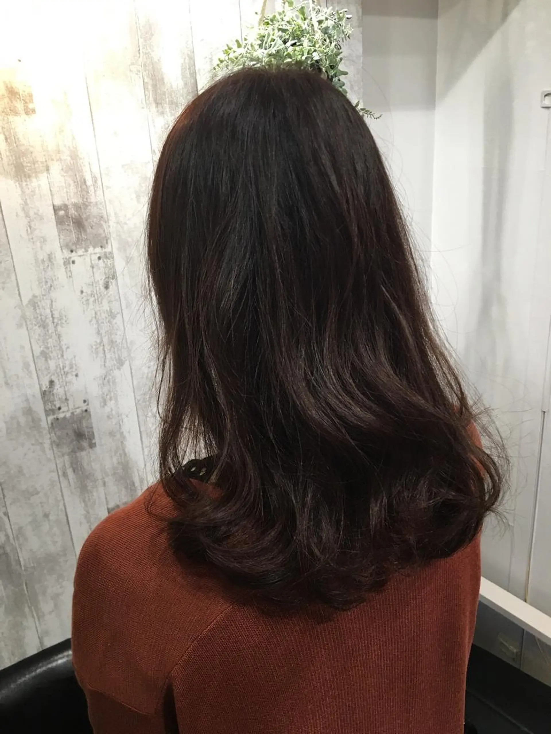 ミディアム カラー グレージュ カット ヘアカラー トリートメント 田室 和幸のヘアスタイル