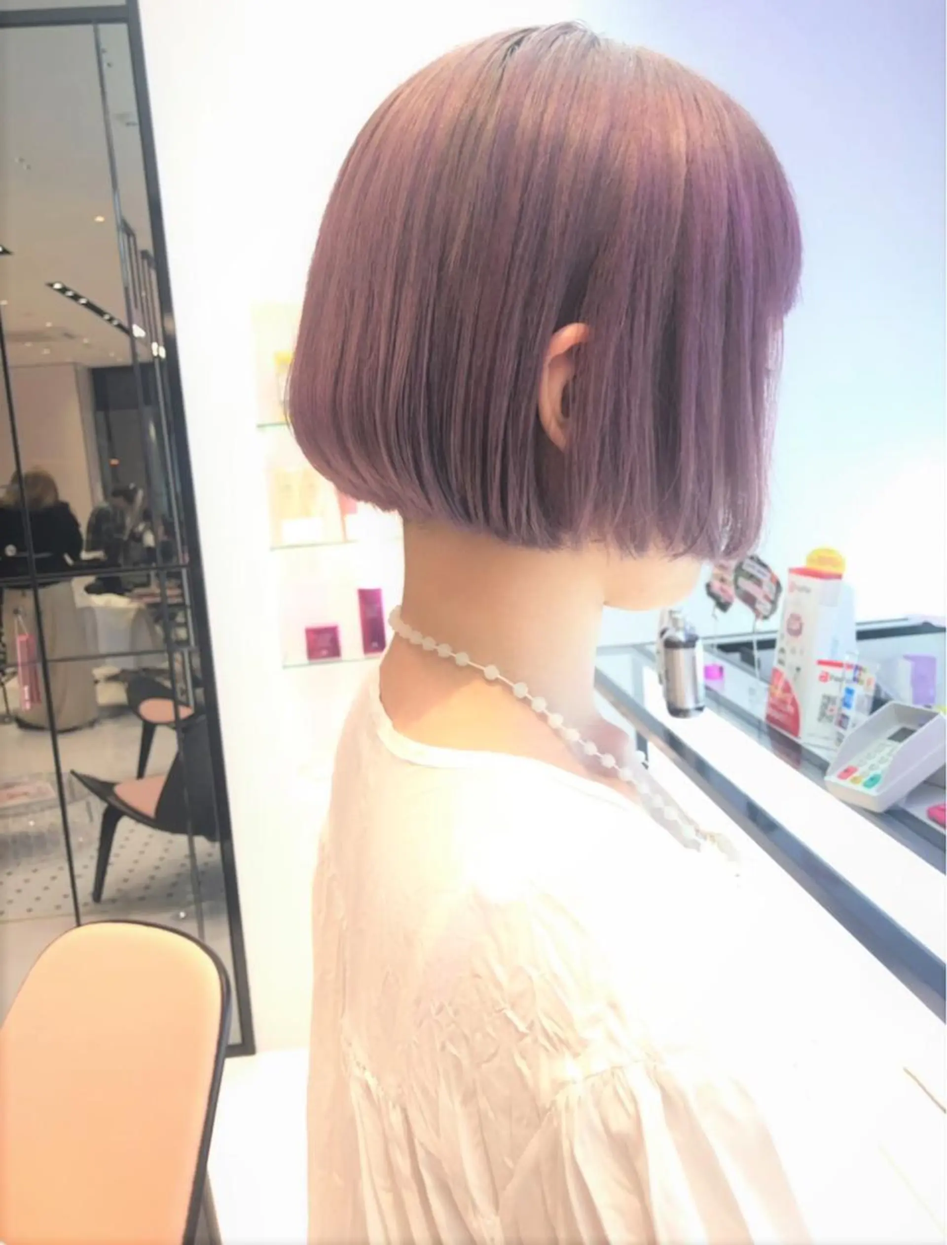 ショート ボブ カット ヘアカラー 相川 愛実のヘアスタイル