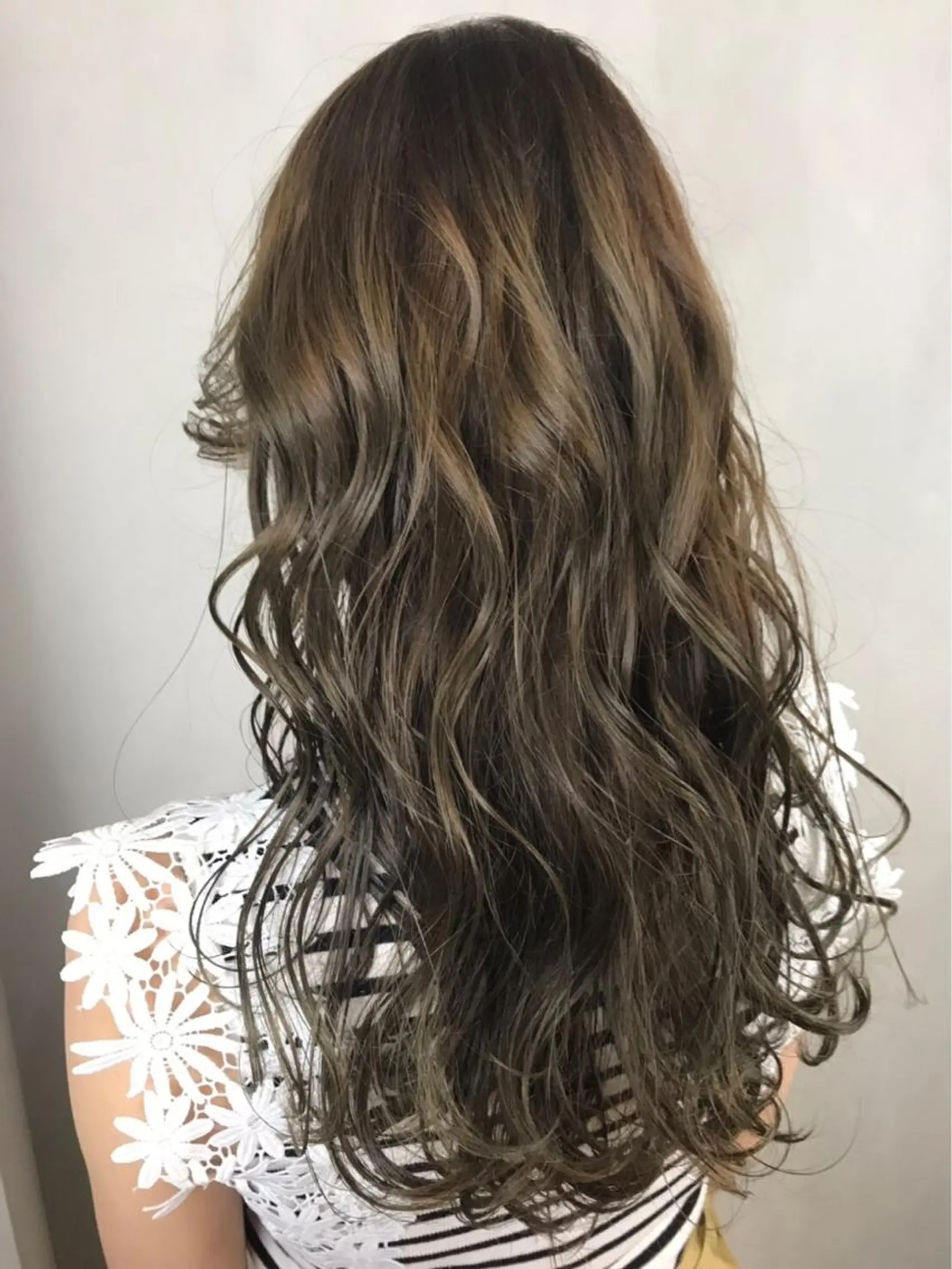 ロング カラー カット ヘアカラー トリートメント BROCANTE立川 karasawa.nのヘアスタイル