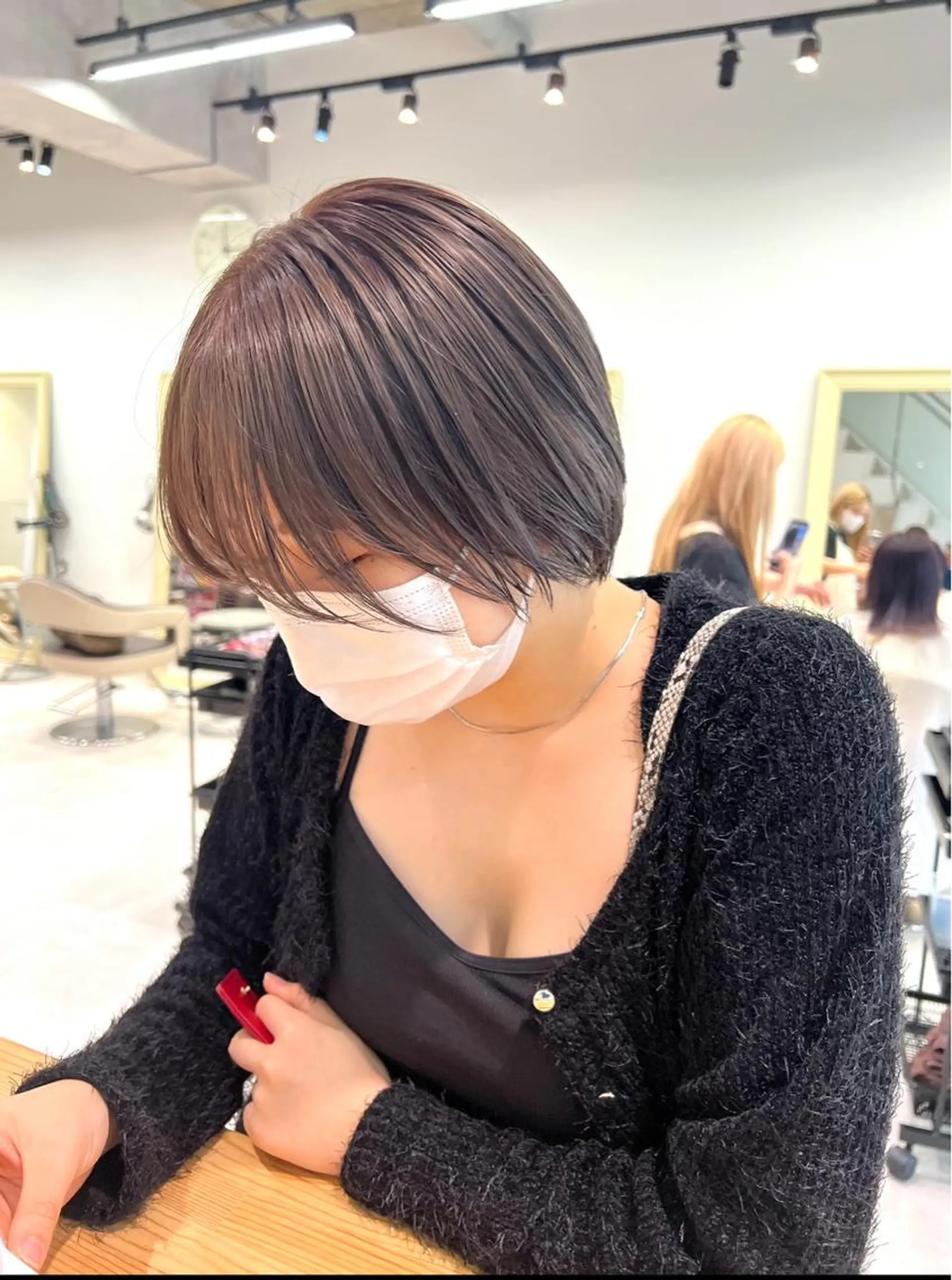 ショート カラー ヘアカラー トリートメント 🍀お悩み改善憧れの 美髪 小林風雅のヘアスタイル