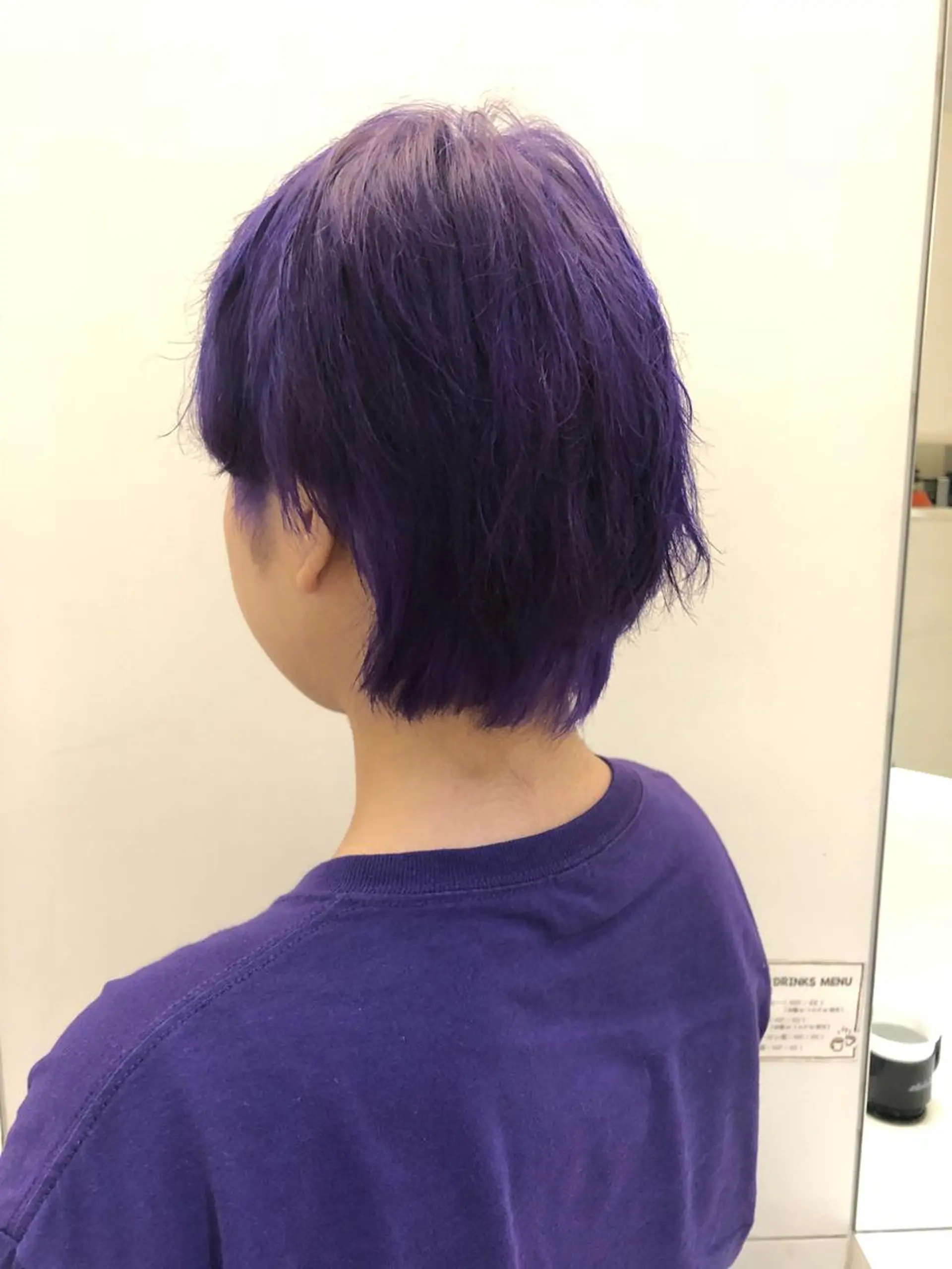 ショート パープルカラー ヤマモト マイのヘアスタイル