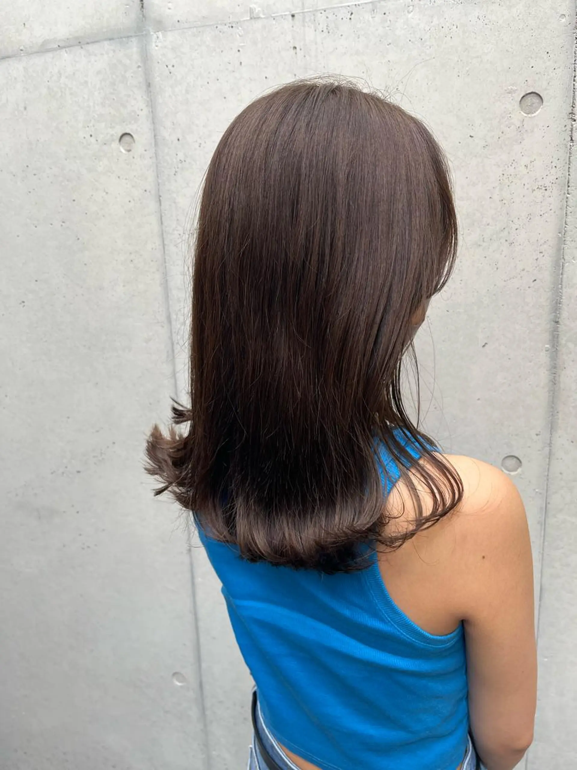 ミディアム カラー ベージュカラー オリーブベージュ くびれヘア カット ヘアカラー トリートメント ✨透明感カラー✨ 🦖佐々木未来🦕のヘアスタイル