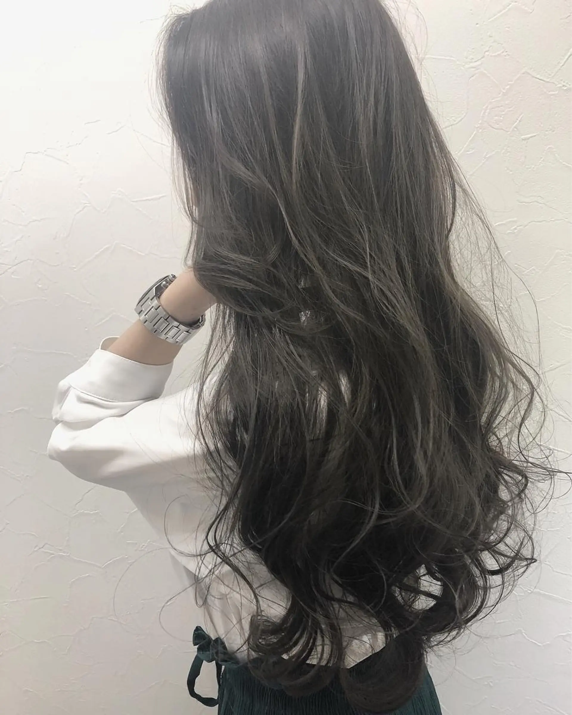 ロング ハイライト カット ヘアカラー 夜23時まで予約🉑 reverieあきらのヘアスタイル