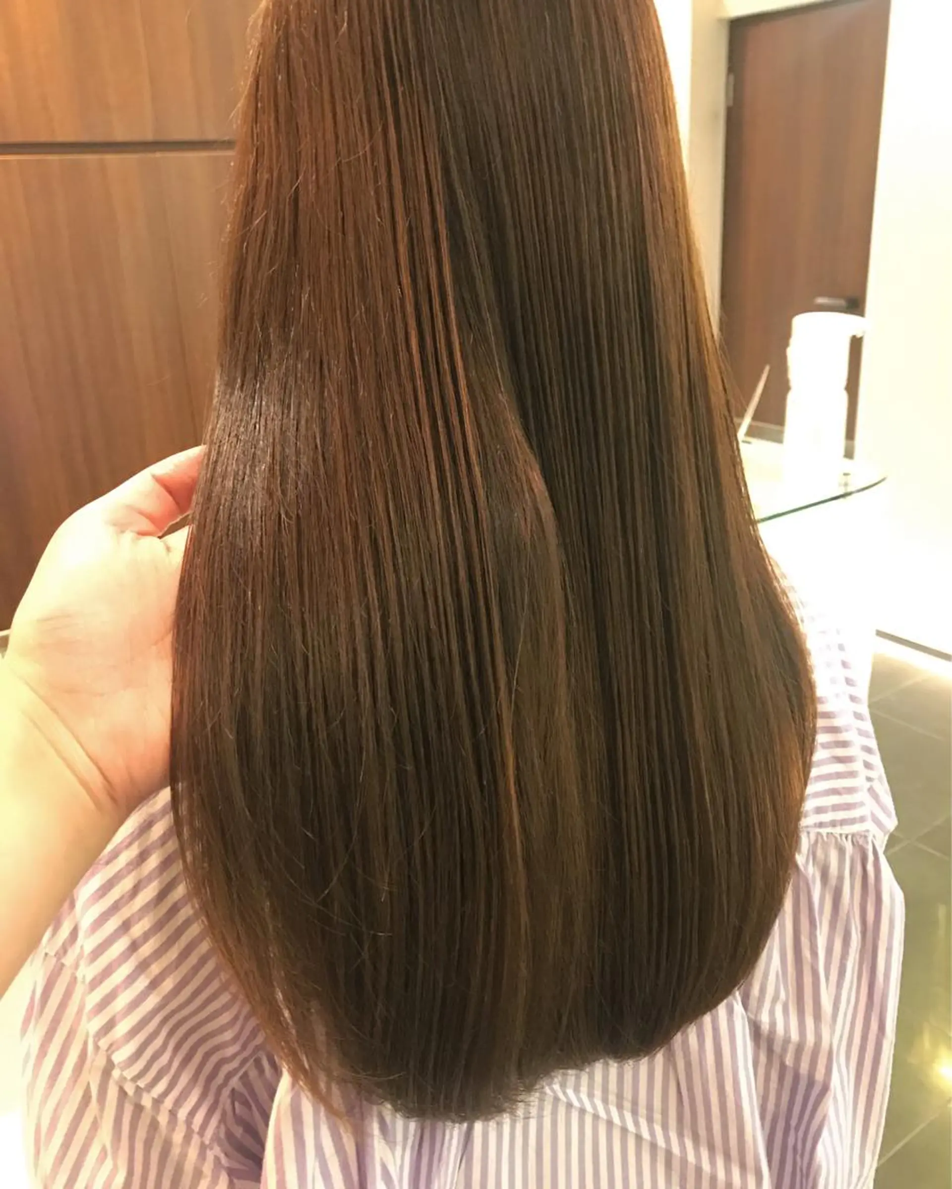 ロング カラー ベージュカラー カット トリートメント ヘッドスパ チーフデザイナー 若林　麻衣のヘアスタイル