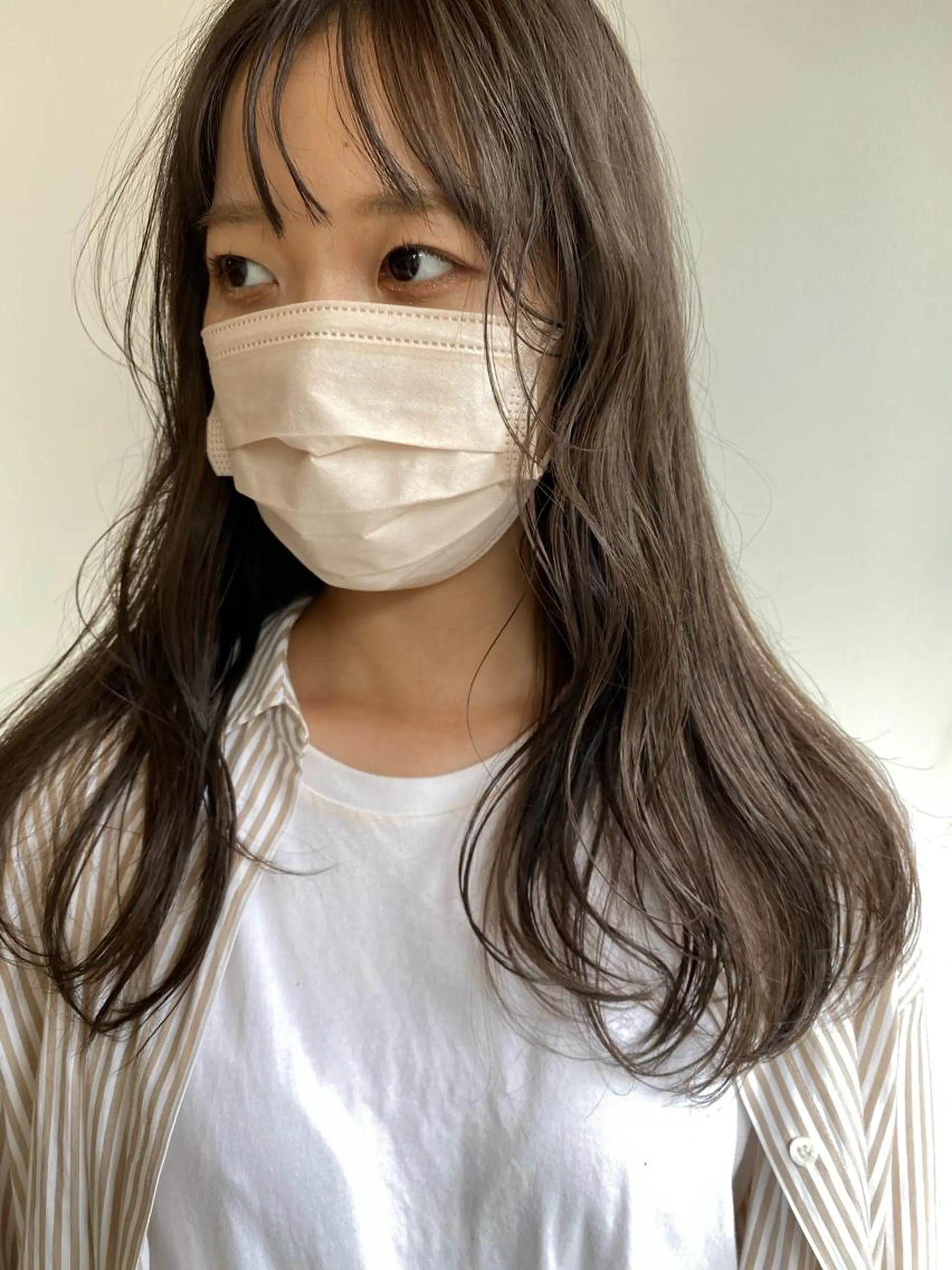 ミディアム カラー 透明感カラー 砂原 ひよりのヘアスタイル